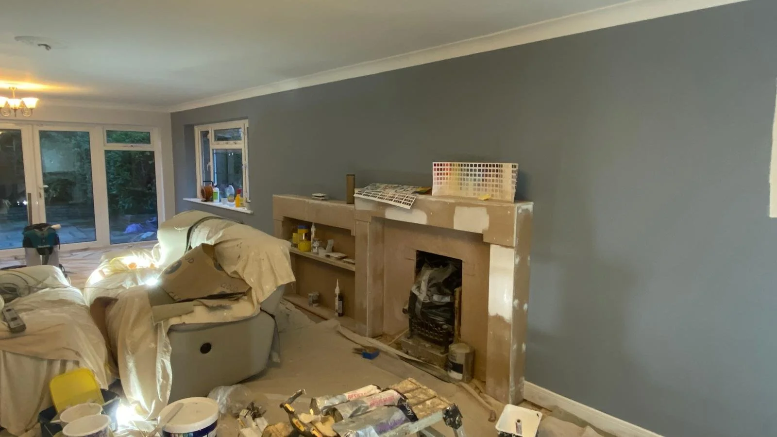 Interior painting and decorating services