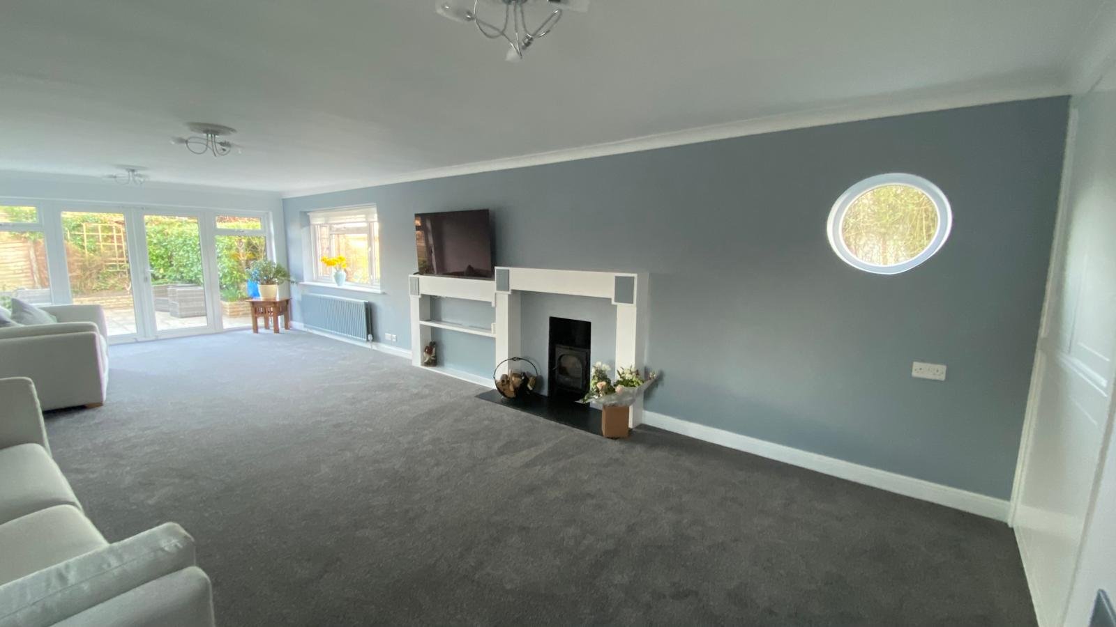 Interior painting and decorating services