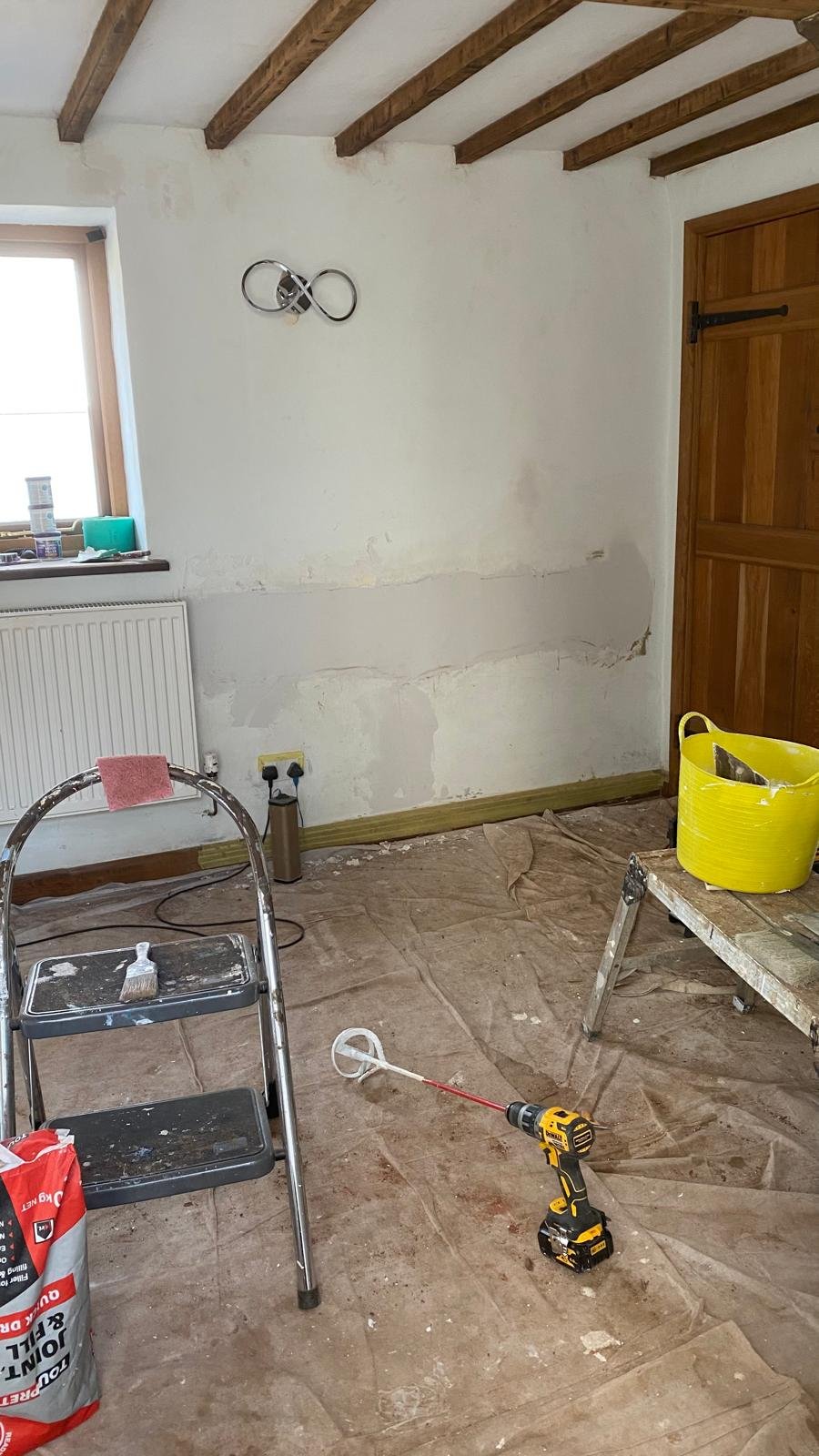 Interior painting and decorating services