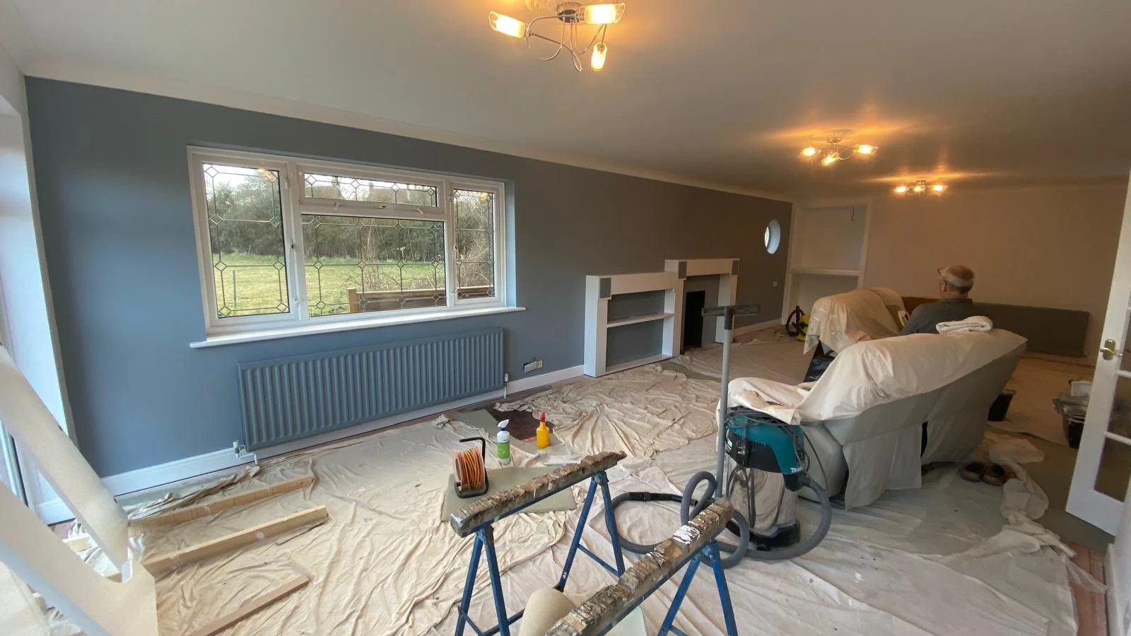 Interior painting and decorating services