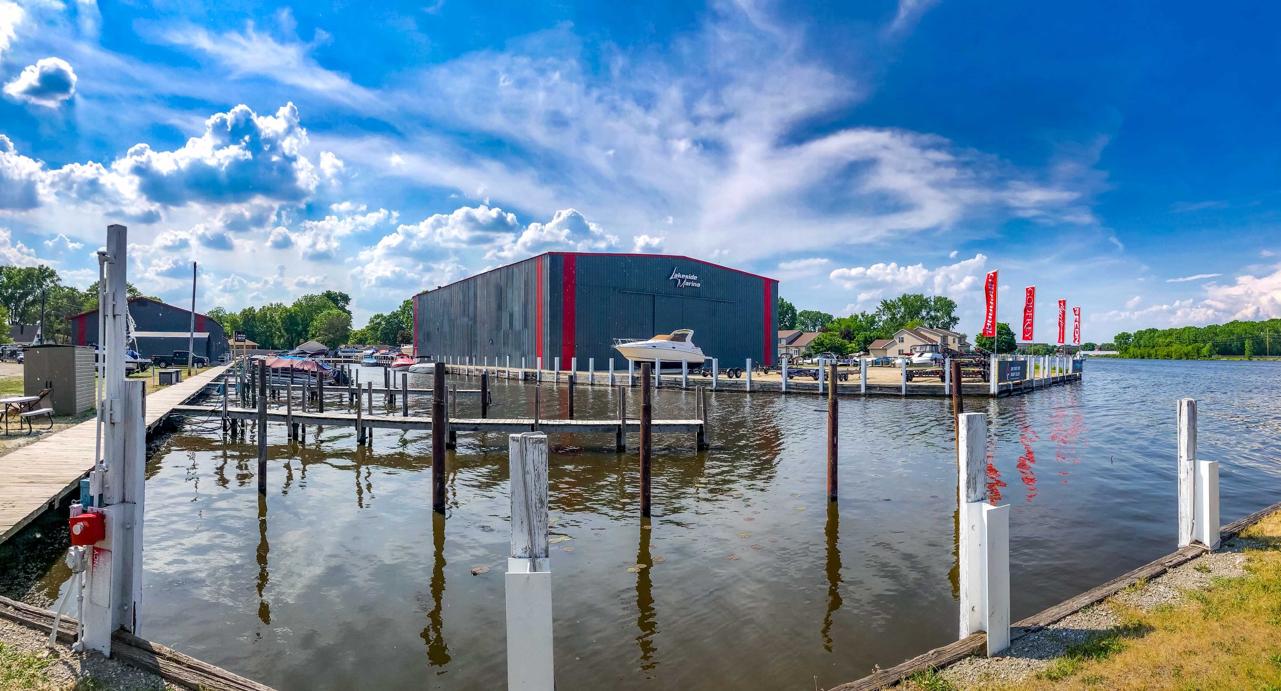 Lakeside Marina Oshkosh Wisconsin Lake Winnebago Fox River-1.jpg