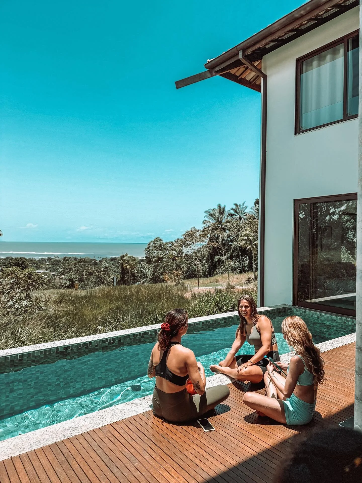 Day 2 of our Yoga &amp; Beachlife Retreat 💚 

A full journey into the Heart Chakra &mdash; heart-opening yoga, massage for self-love, a cacao ceremony and sound healing under the stars&hellip; all wrapped up with a 3-course dinner crafted to nourish