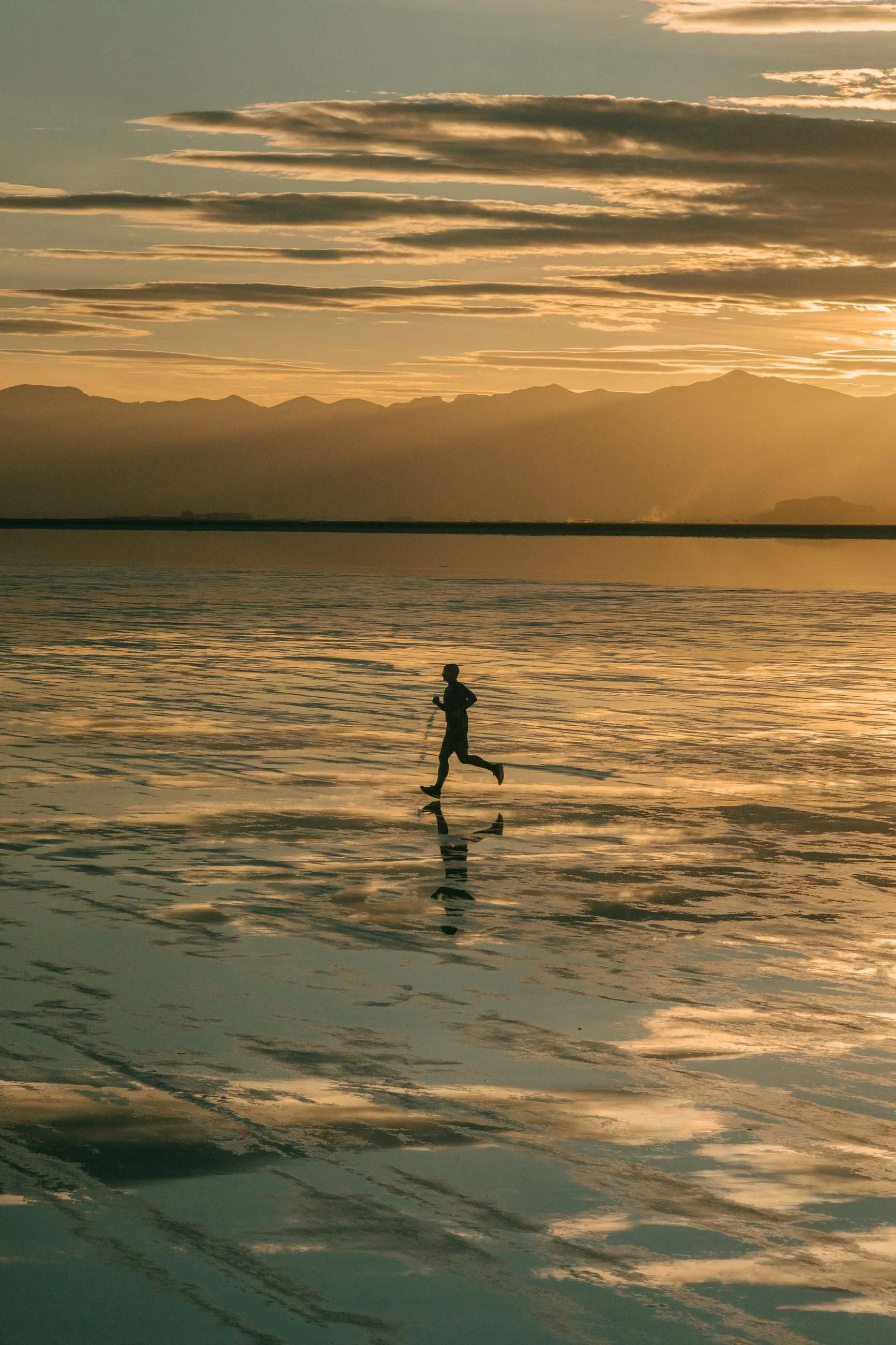 20211103_Roark_RunAmok_SaltFlats_WebRes-179.jpg