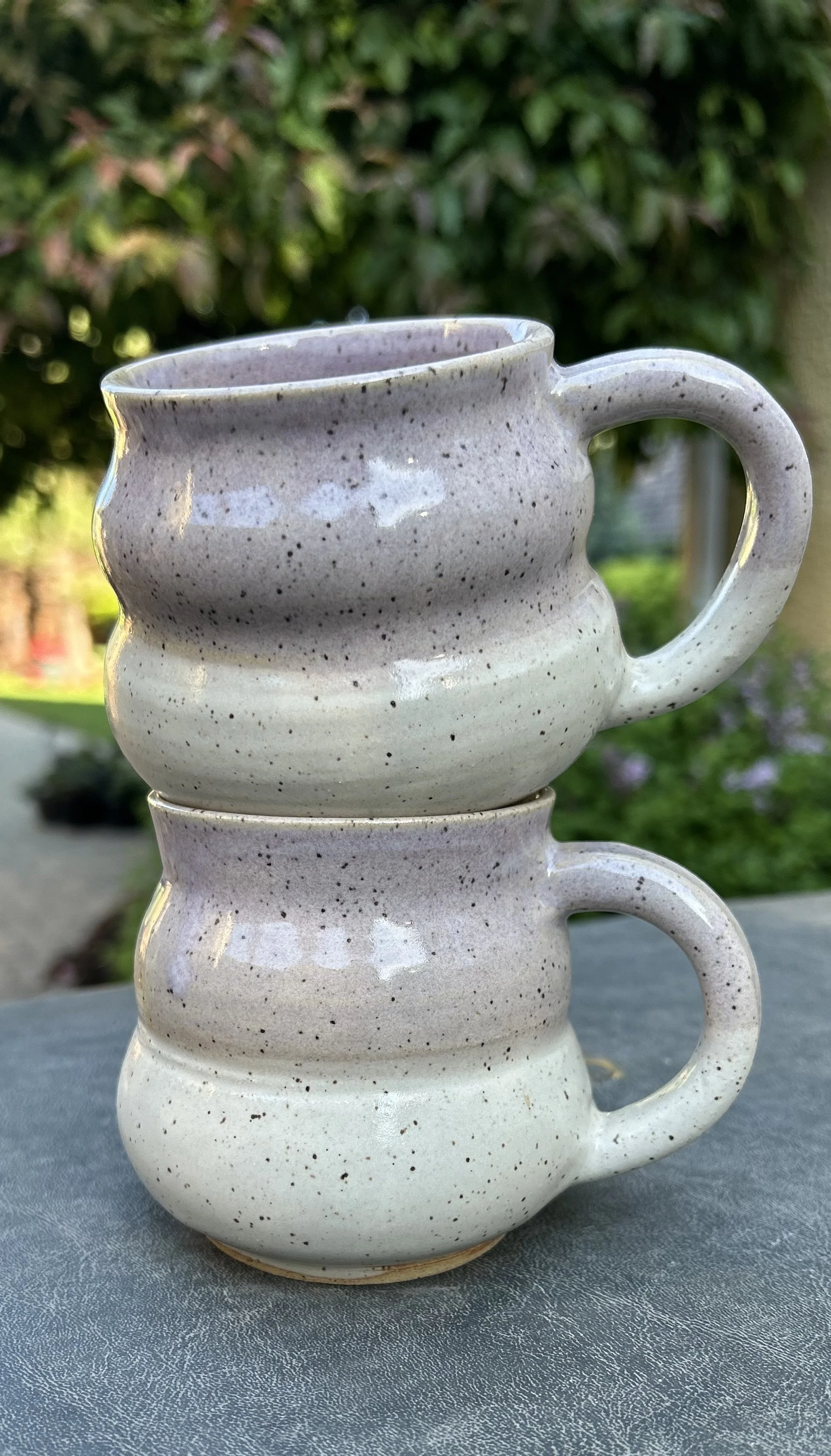 Pink bubble mug