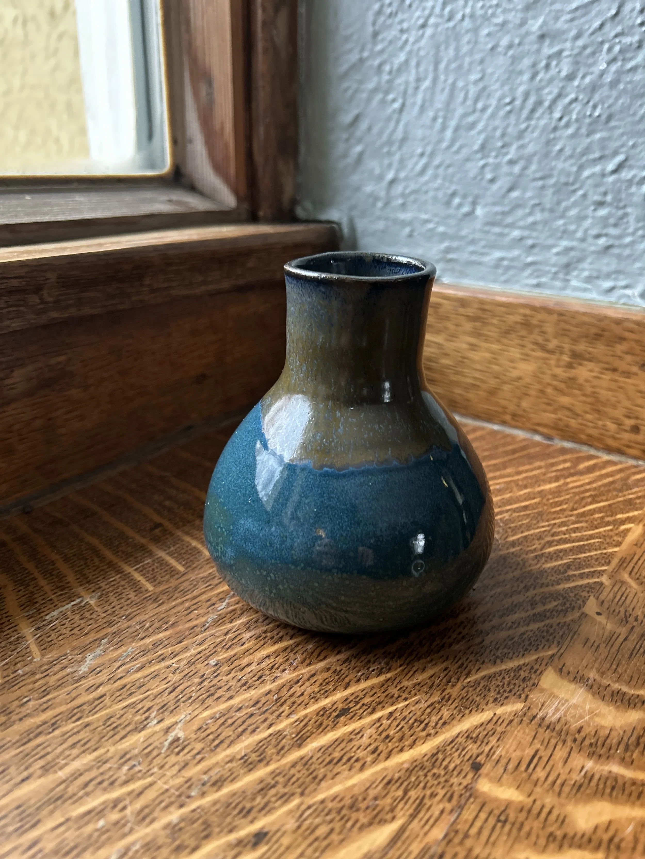 Bud vase metallic peacock