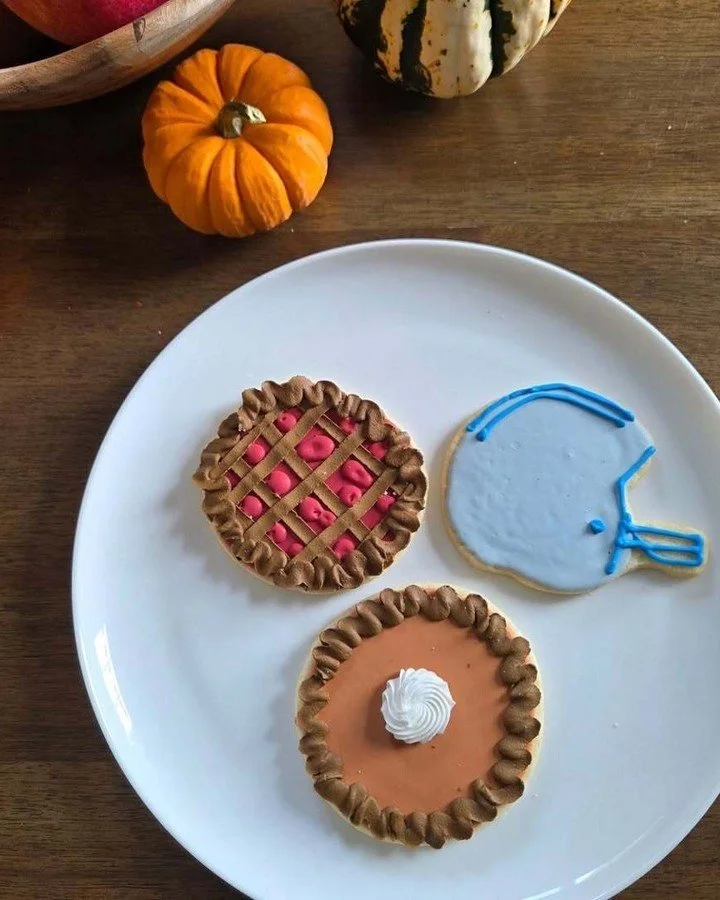 #NationalDessertDay was a treat 🍦 From local bakery favorites to homemade masterpieces, our community showed up with the sweetest content around.
A big shoutout to our winner, @sipplehome 💙 Thanks to all our creators who joined in to spotlight the