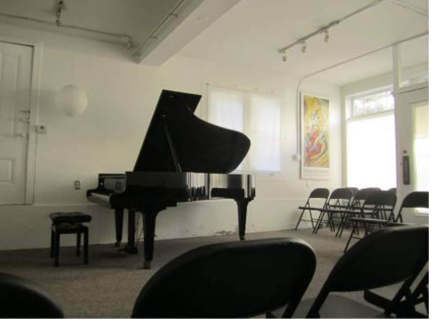 Solo Recital at 405 Shrader