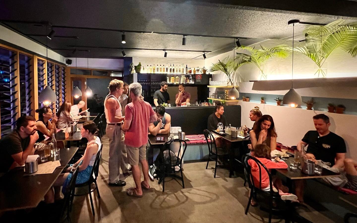 AAAND WE ARE OPEN! 
3/8 Byron St, same great menu, along with beautiful cocktails and cold cerveza&rsquo;s 
.
.
.
.
#tacos #mexicanfood #mexicanstreetfood #byronbay #byronfood #lunch #dinner