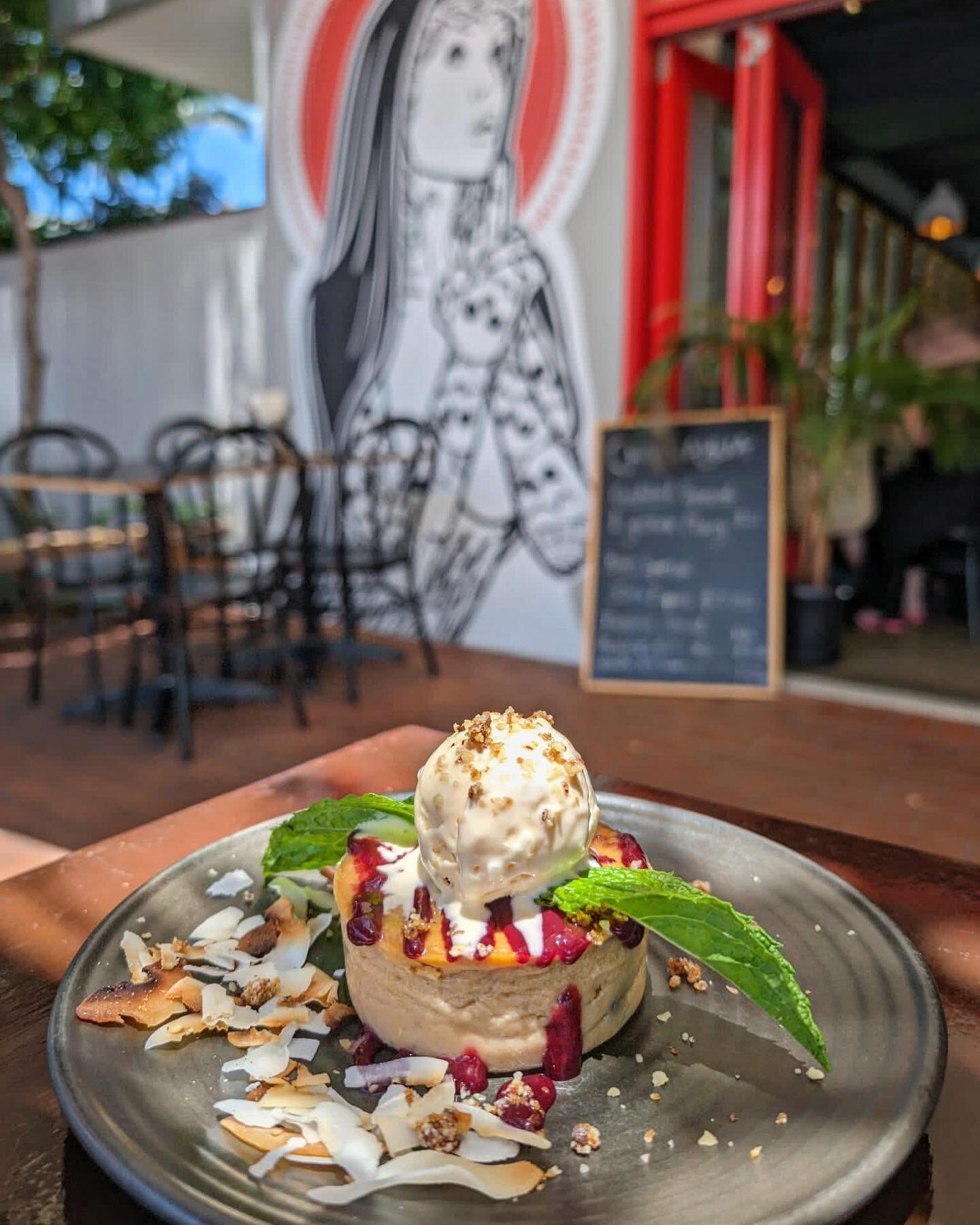 Mexican Cake Special made with sweet potato and served with berry coulis, ice cream, coconut flakes and pralines. 

#chihuahuabyron #byronbaymexican #byrontacos