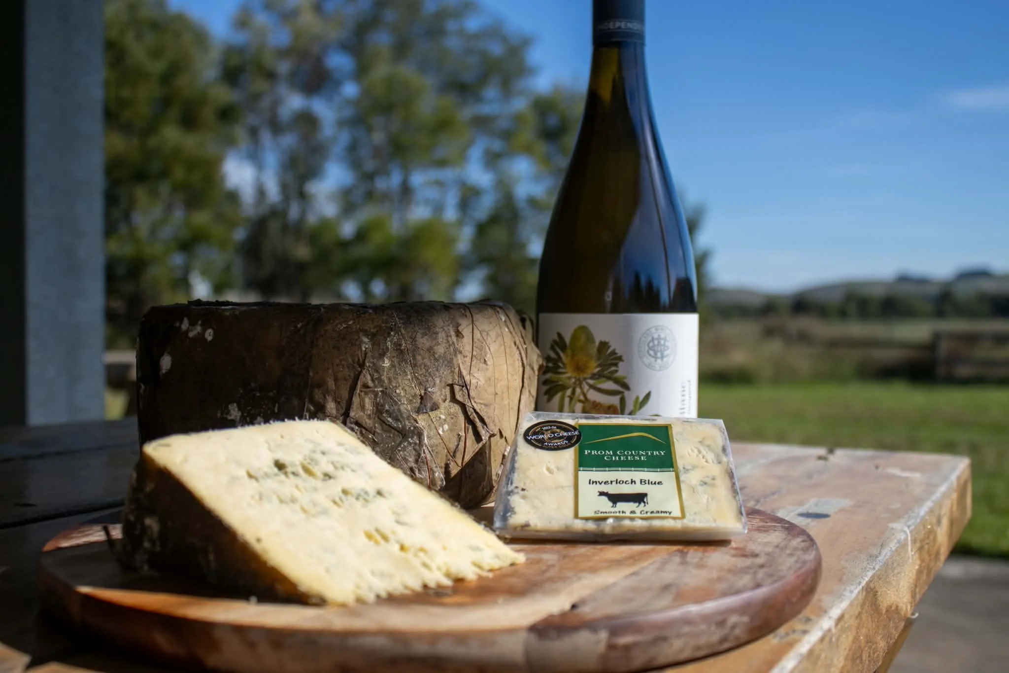 inverloch_blue_cheese_and_wine.jpeg