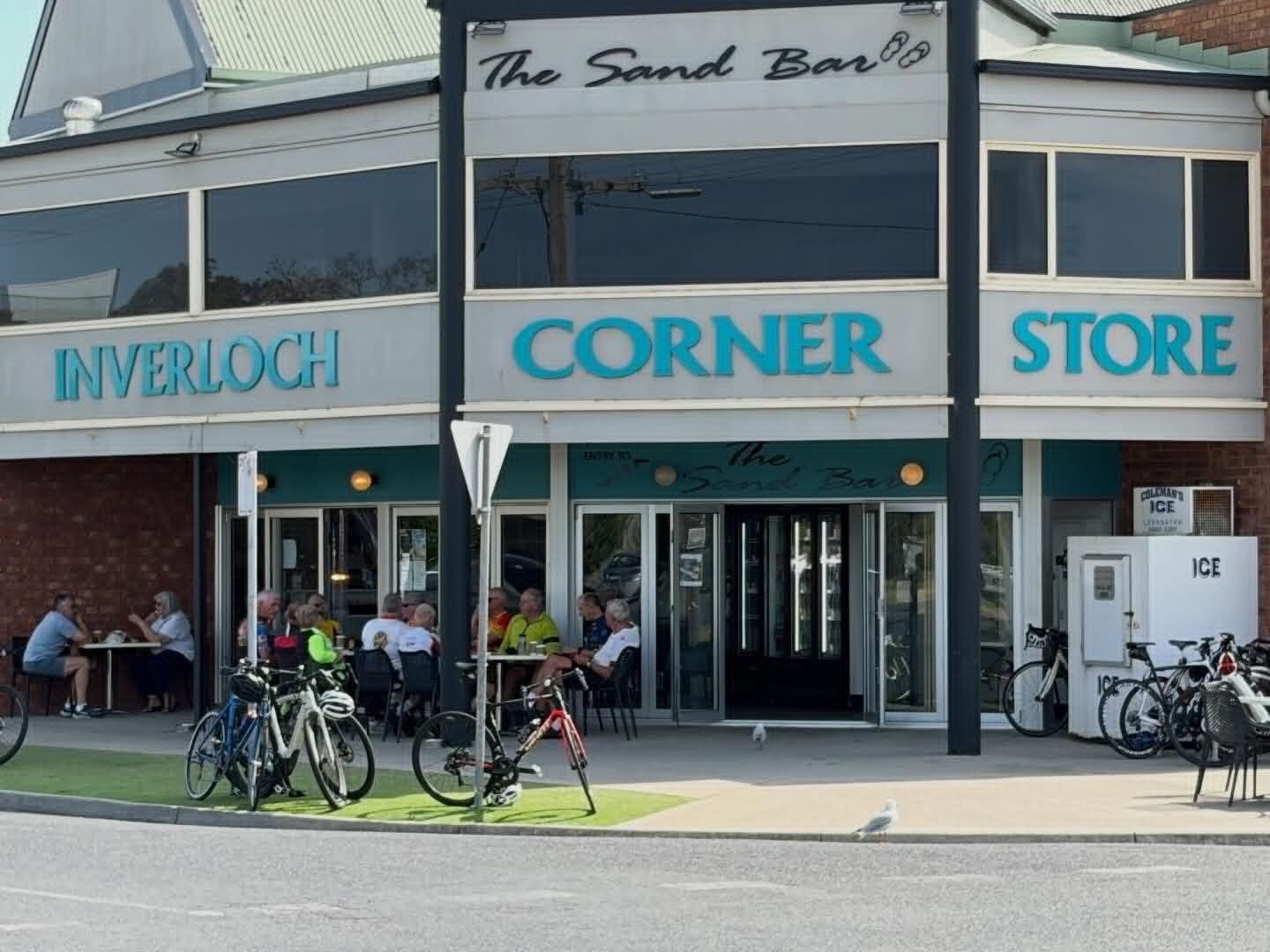 Inverloch_corner_store.jpeg