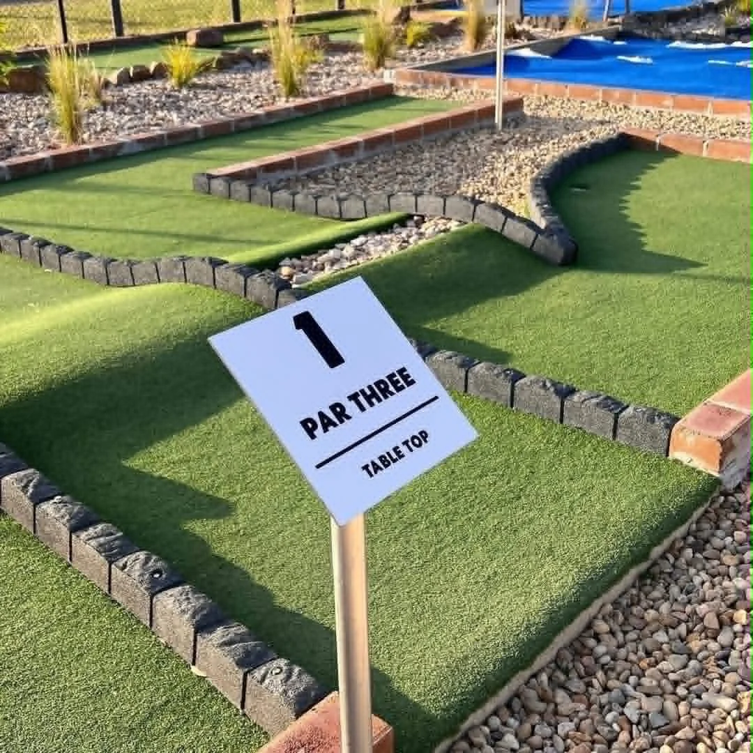 Lucky_13_inverloch_mini_golf_par3.jpeg