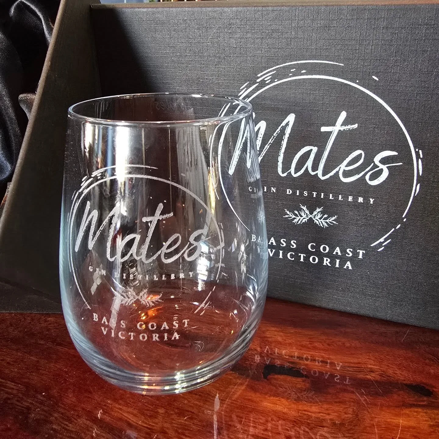 mates_gin_glass.jpeg