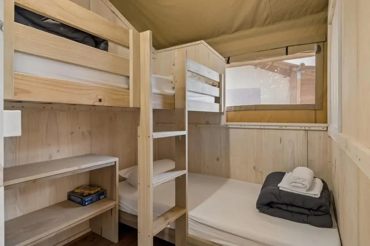 ingenia_inverloch_family_safari_bunks.jpeg