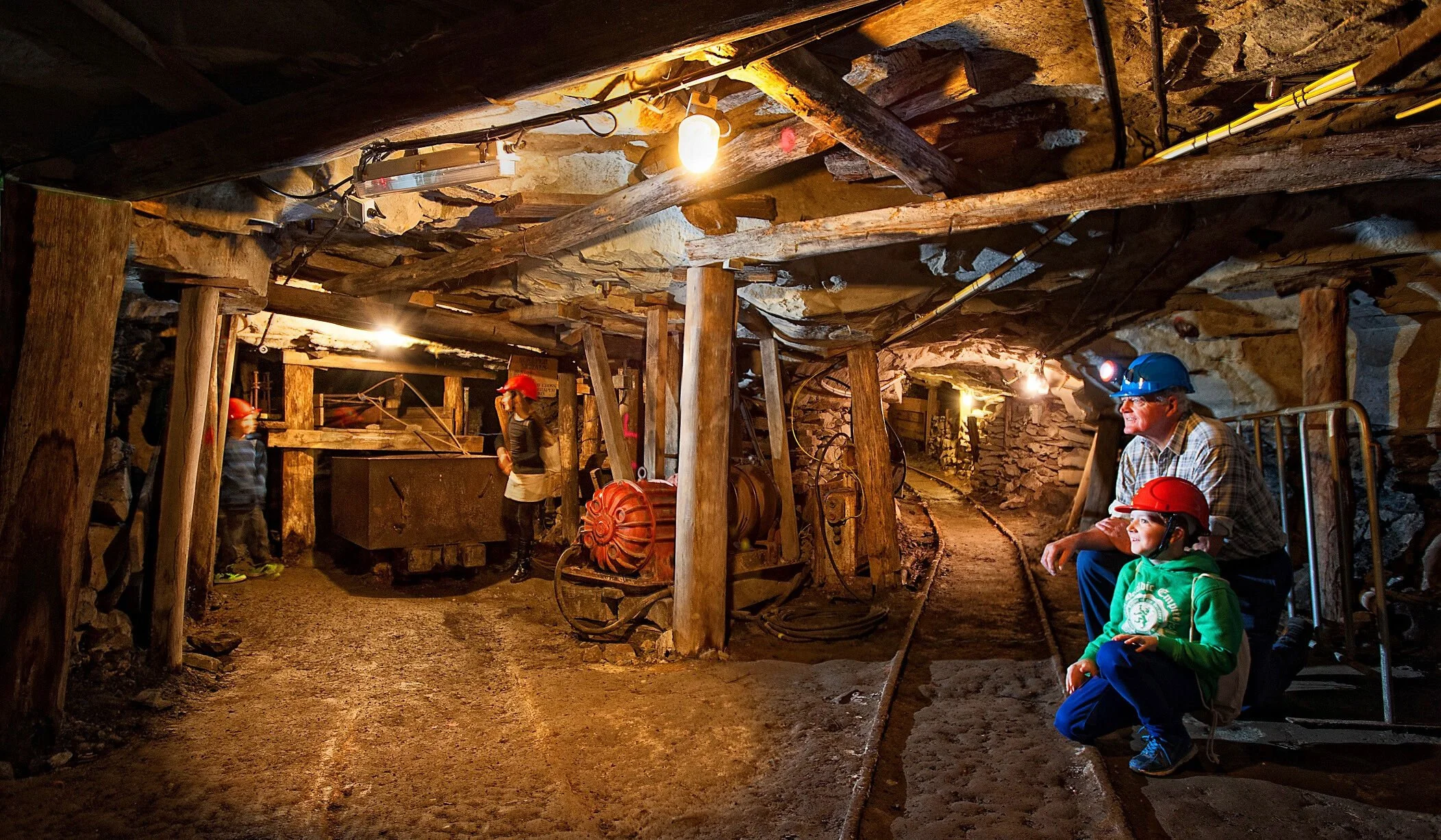 StateCoalMineWideshot_d0fac39c089a8a5df7376751f4812439.jpg