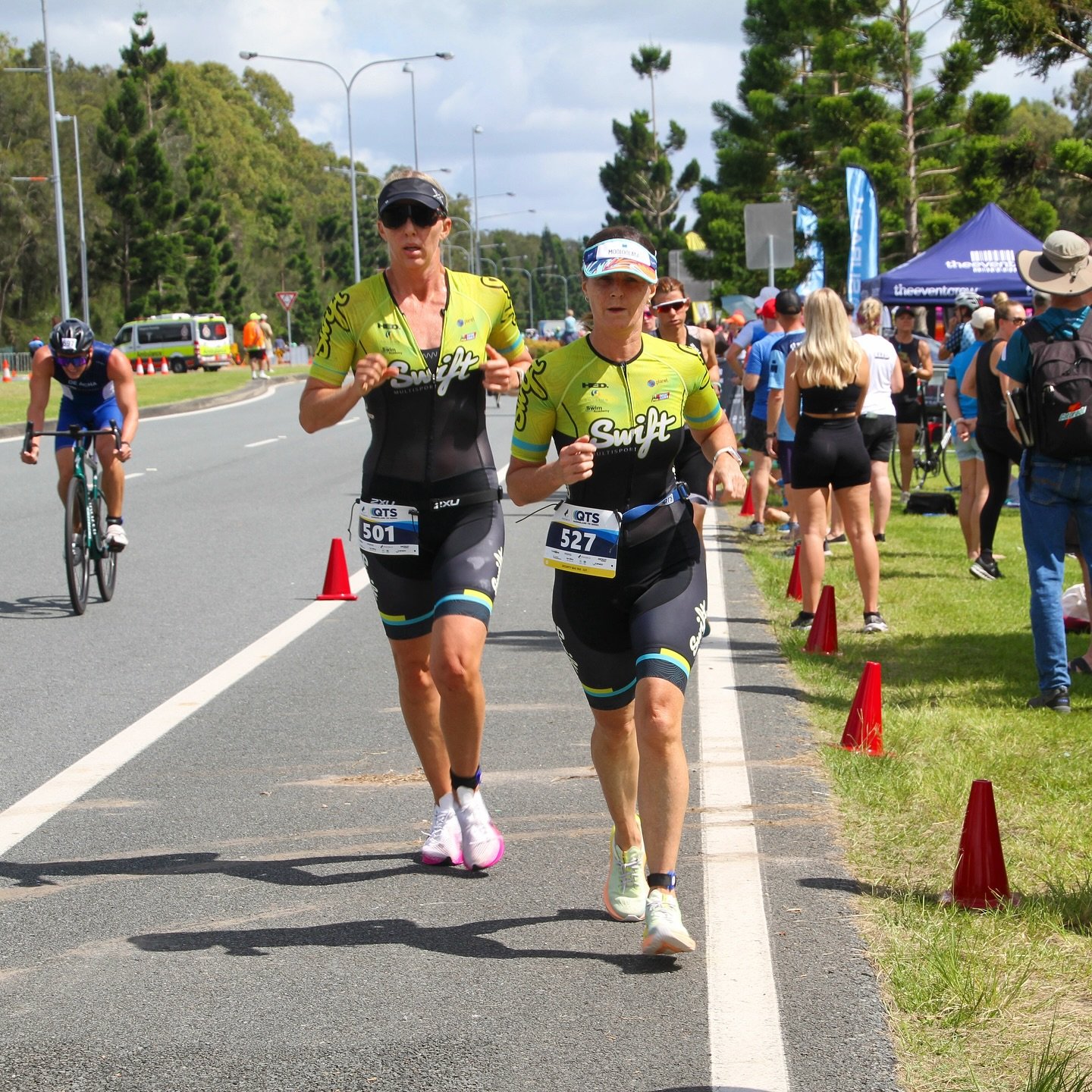 Running together. Racing apart.  #swiftmultisport 
.
.
.
.
#triathlon #racing #running #multisport #triathlonclub #run #sport #training #endurance 
#robinatri