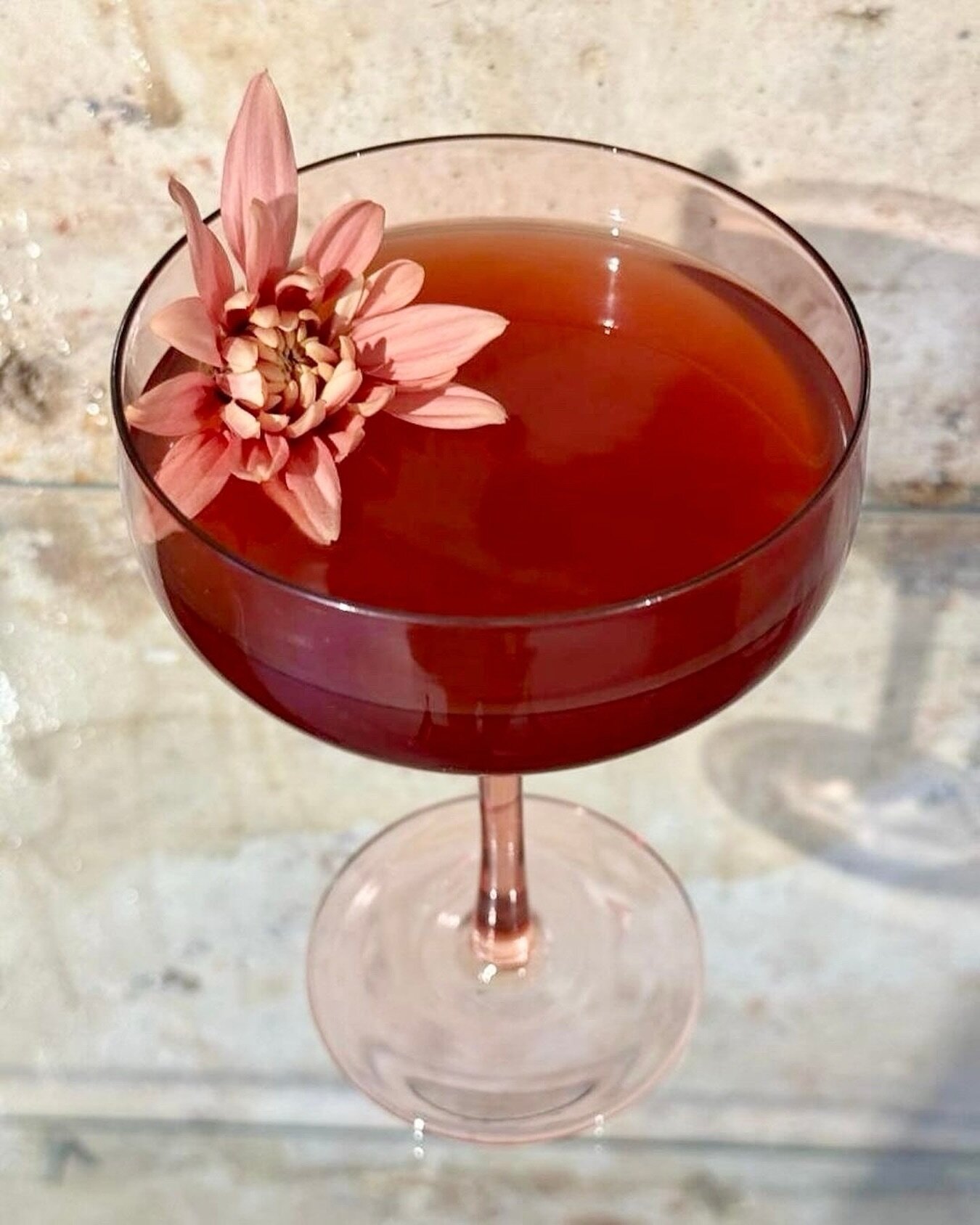 🌺 Live your life in colors with Ambrosia Elixirs! Non-alcoholic gatherings are exceptional&mdash;elevate your experience with our refreshing elixirs.
⠀⠀⠀⠀⠀⠀⠀⠀⠀
✨ Introducing Creation, a red concoction designed for energy enhancement, revitalization,
