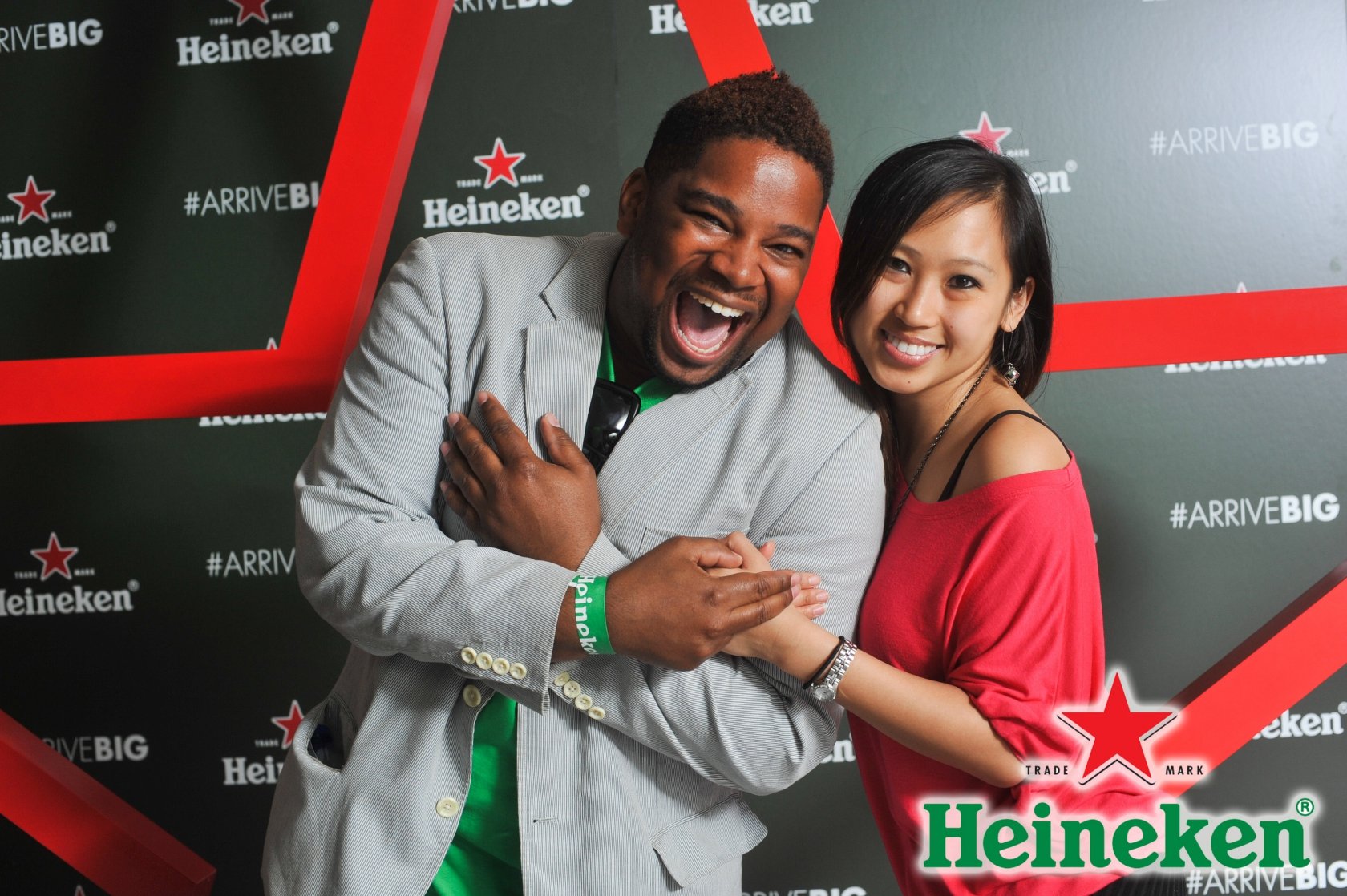 Heineken-logo-branded-photo-print-on-location-happy-couple-step-repeat-bottle-launch.jpg
