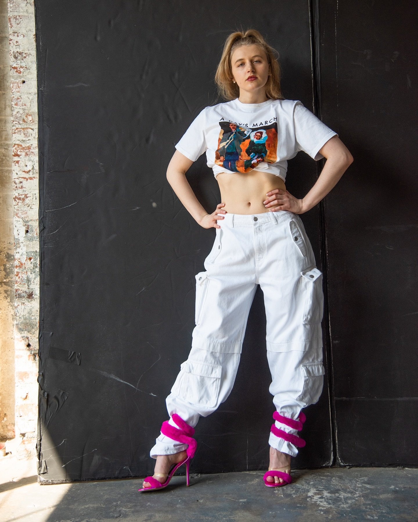 Who&rsquo;s afraid of jacqui baby de jong?🪽

Denim: @icondenim 
Shirt: @adaysmarch 
Shoes: @betterthanokae 
Photography: @gabearaujo 
@mvpr_nyc 

#whitecargopants #whitepants #whiteoutfit #summeroutfit #summeroutfits #summervibes #summerstyle #summe