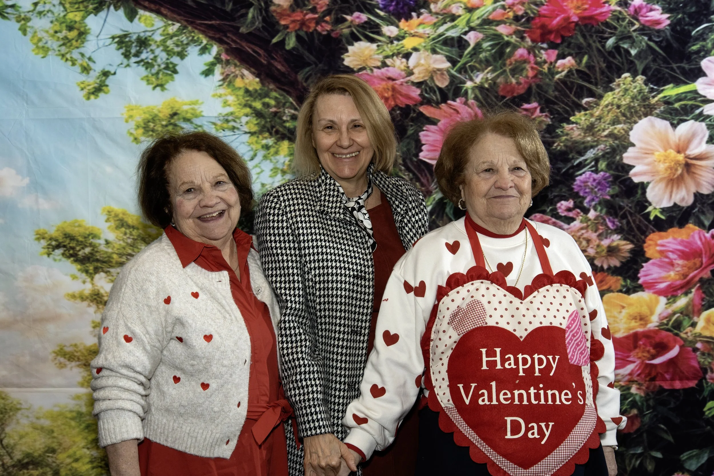 Phyllis, Cathy Papadimitropoulos, Elaine*.jpg