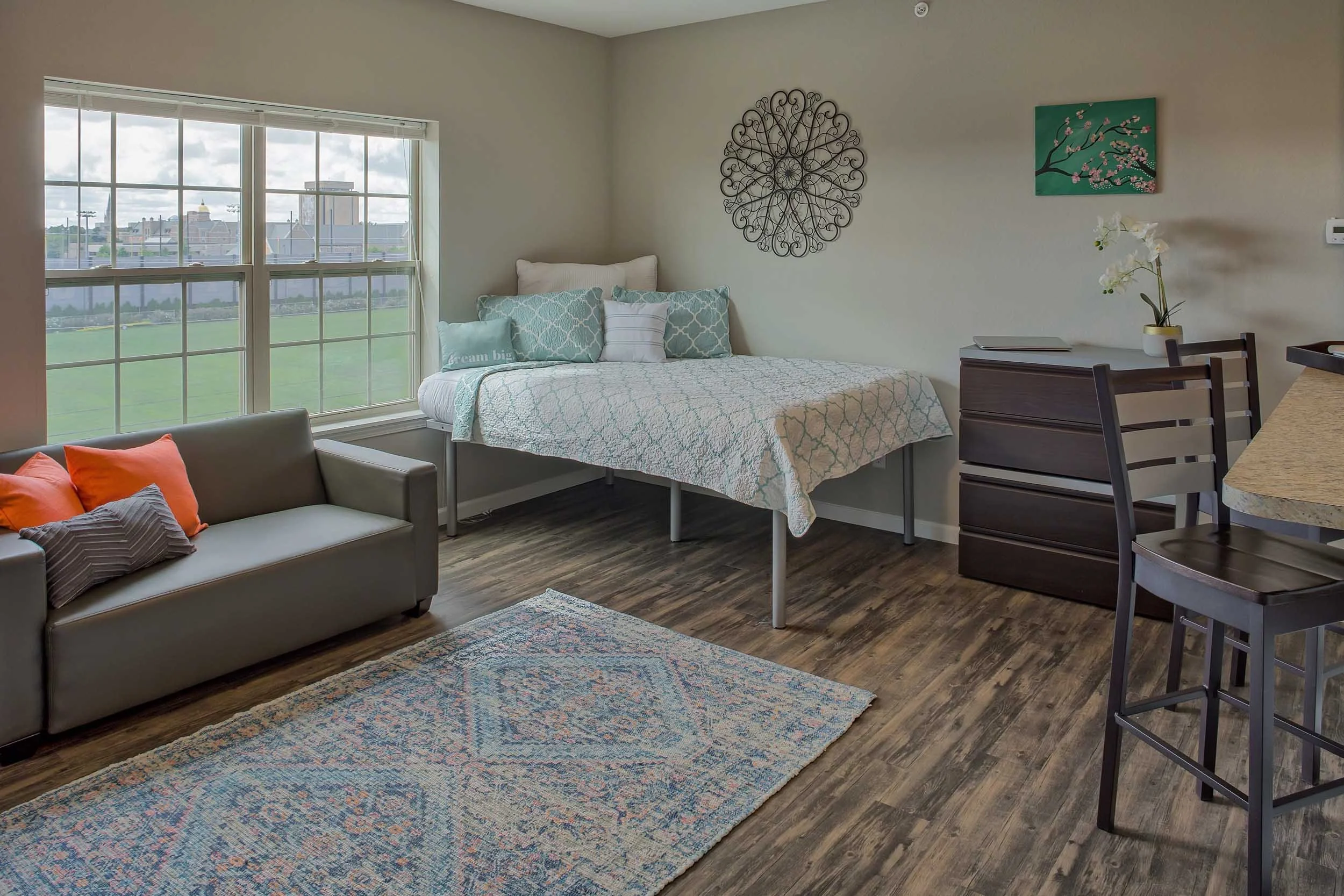 Overlook at Notre Dame Apts near Notre Dame