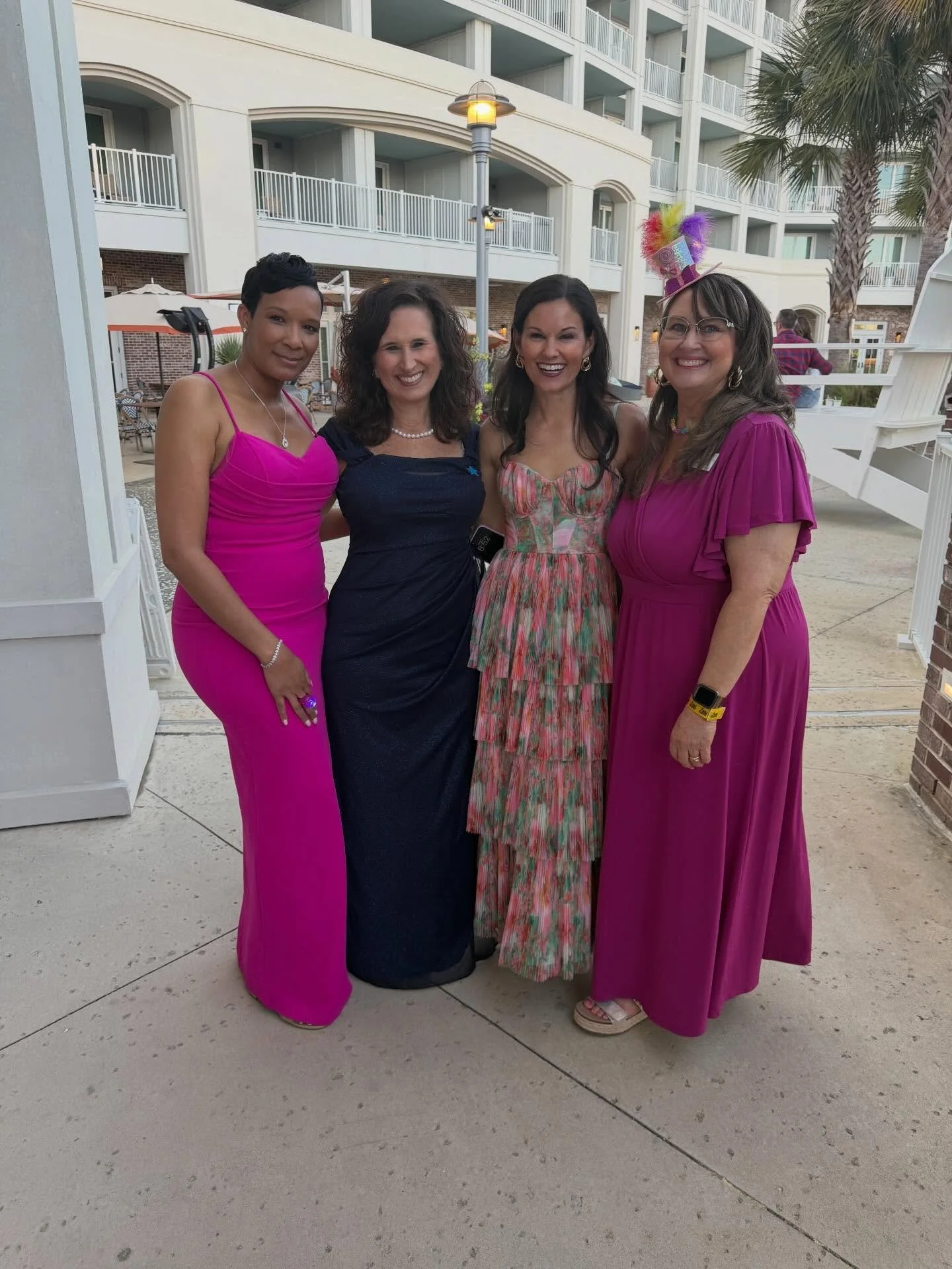 POV: You stop waiting for permission&hellip; and start choosing the rooms that expand you.

March = rooms filled with women who feel like possibility.

From @makeawishsc moments 💫

To stepping back into my hip hop dancer era (she&rsquo;s BACK) 

To 