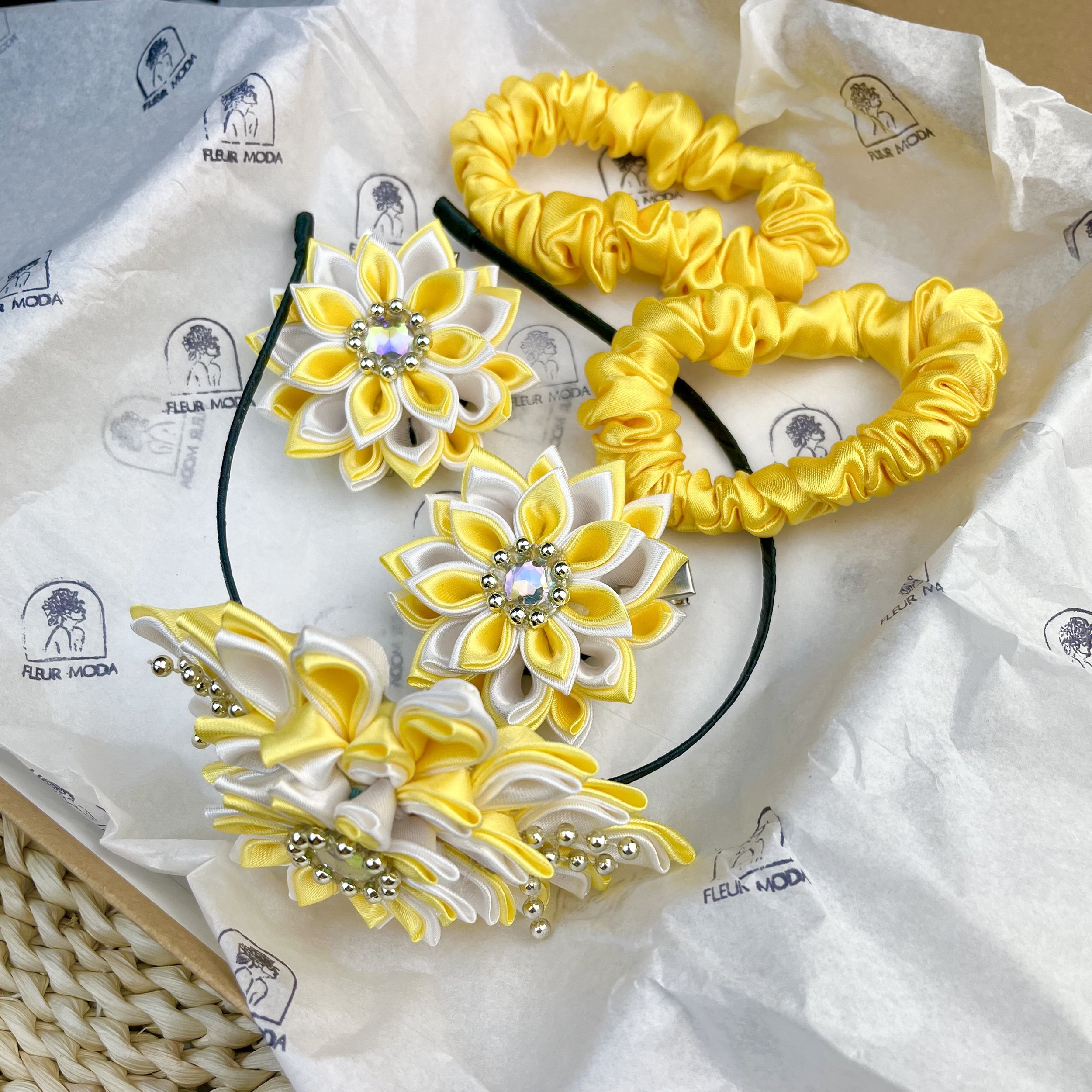 Yellow Hair Accessories set