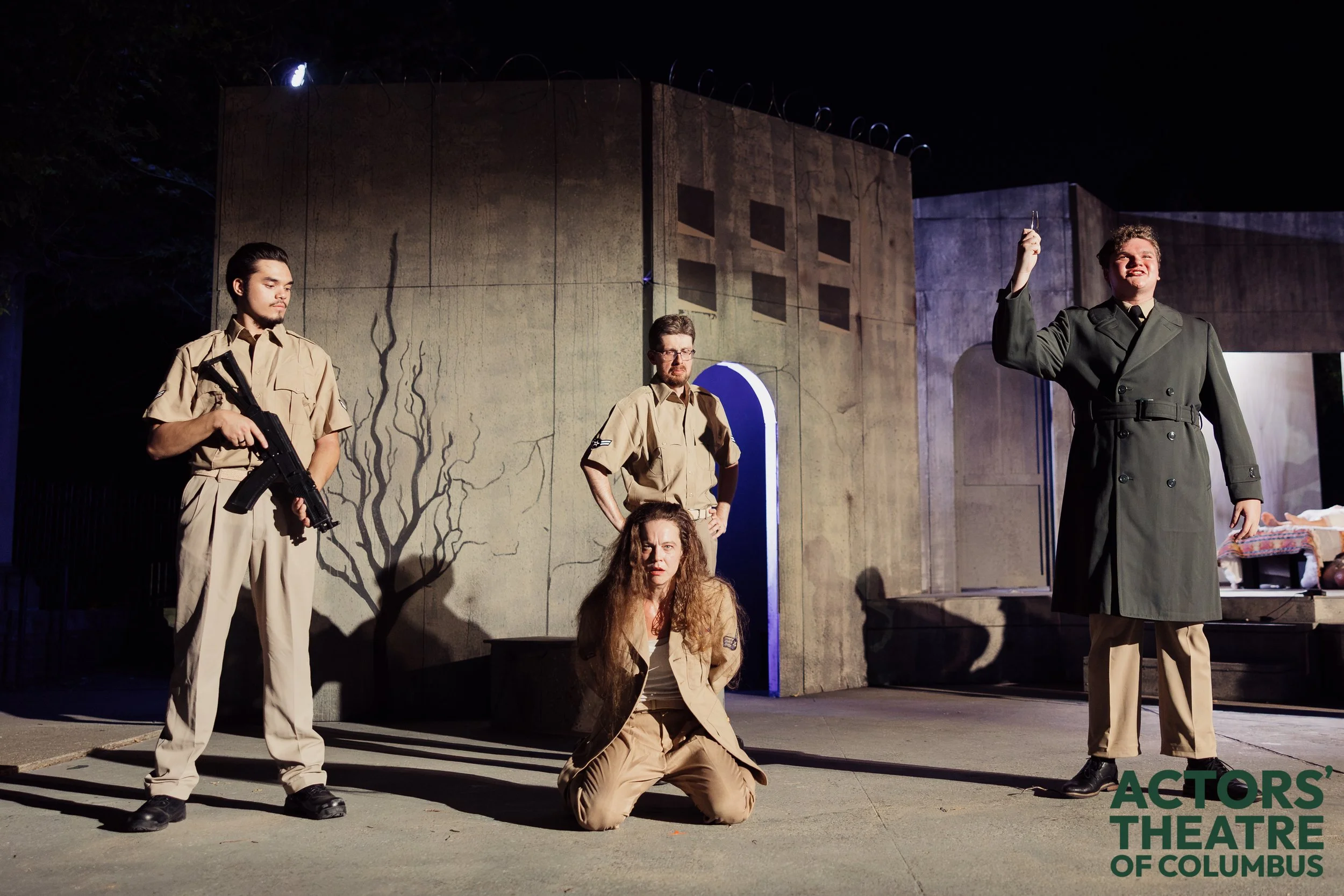 Othello-WM-120.jpg
