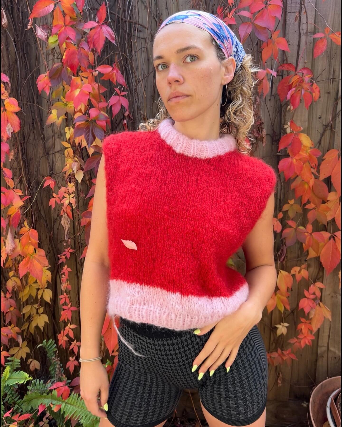 Finished this little red and pink vest this week! It&rsquo;s made from mohair from New Zealand, knitted in a simple stockinette stitch with a thin border around the arm holes to give it a sharp, boxy finish. ❤️🩷