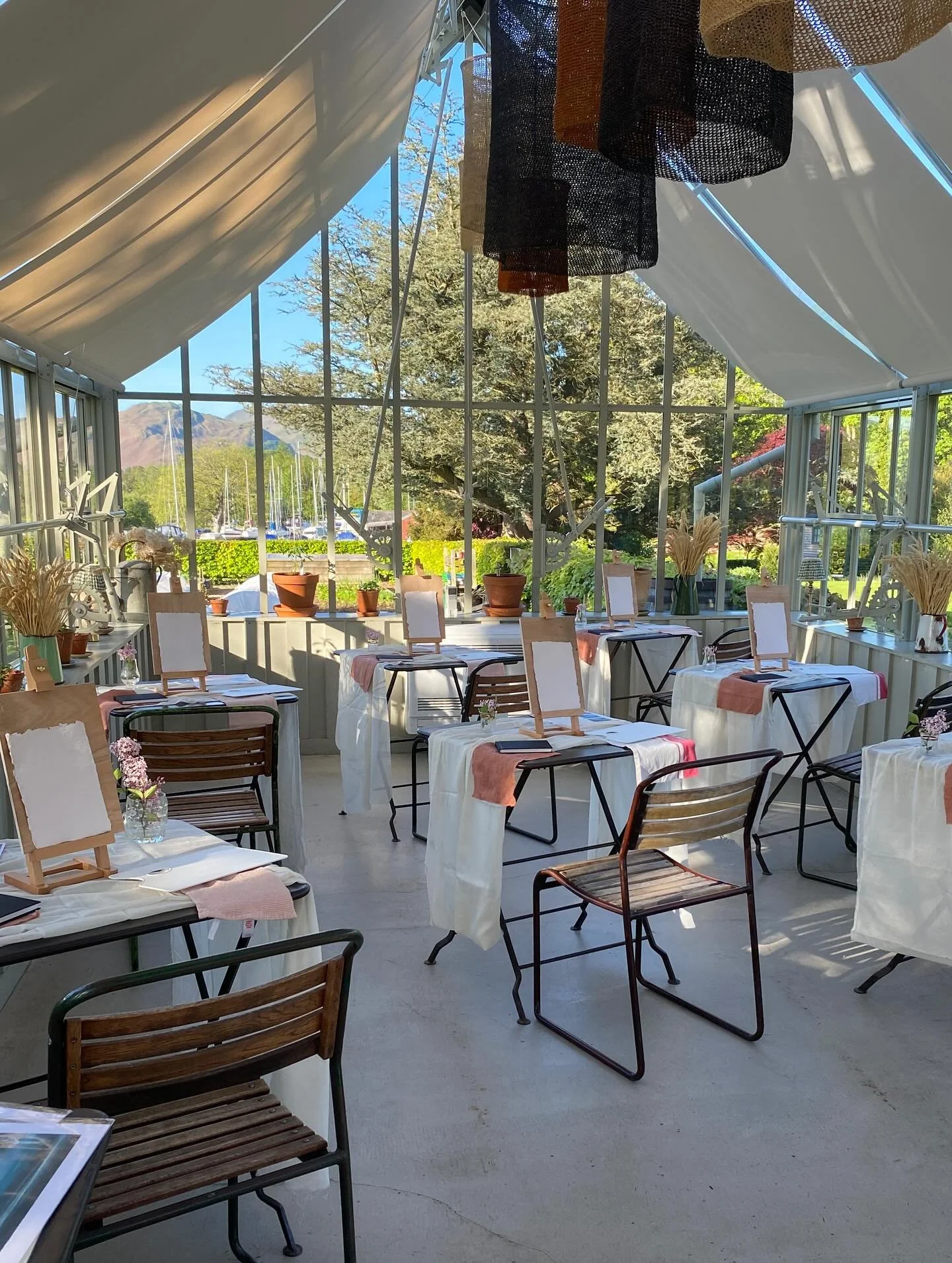 CREATIVE X WELLNESS WORKSHOP ✨

I&rsquo;m so excited to announce that I&rsquo;m holding another creative wellness workshop at the stunning @anotherplacehotels in the gorgeous Lake District this Autumn 🤍

Join us for a relaxing, restoring creative da