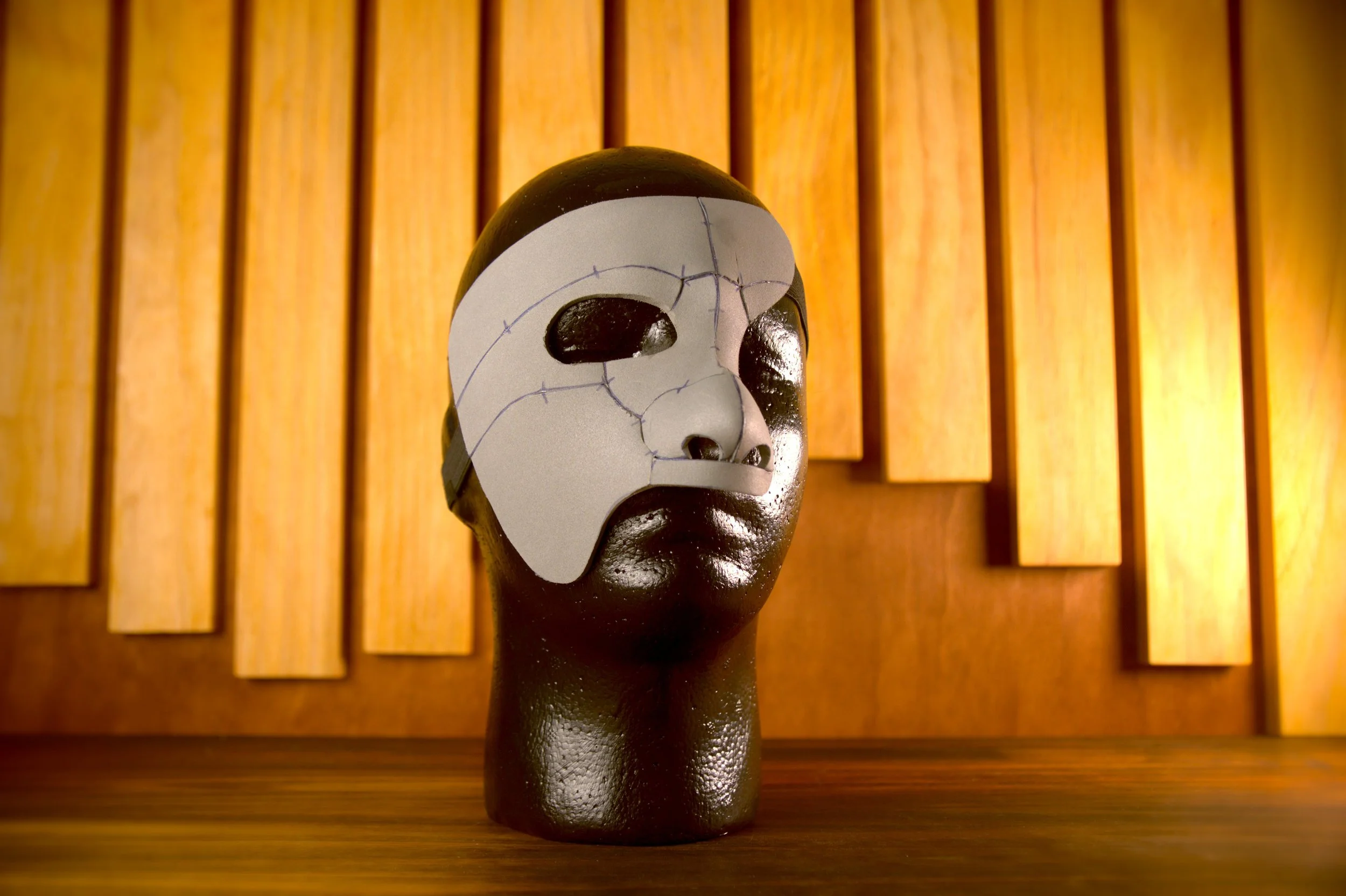 Phantom Three Quarter Mask Foam Pattern