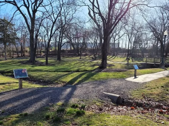 Leonard Park Storywalk