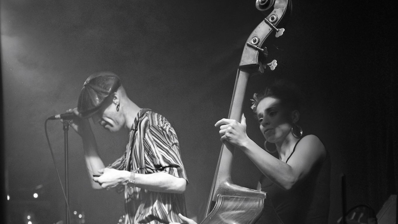 NYE: A Fifties Bash with Rollo Markee and the Tailshakers