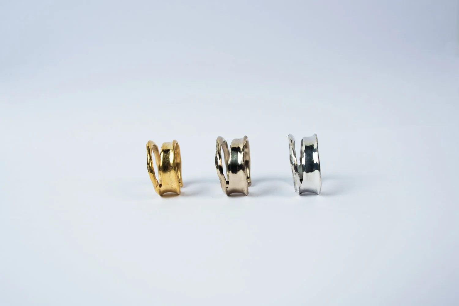 Bresma. anneau Minimal mixte et ajustable. Bijoux responsable fabriqué en Bourgogne et à Paris