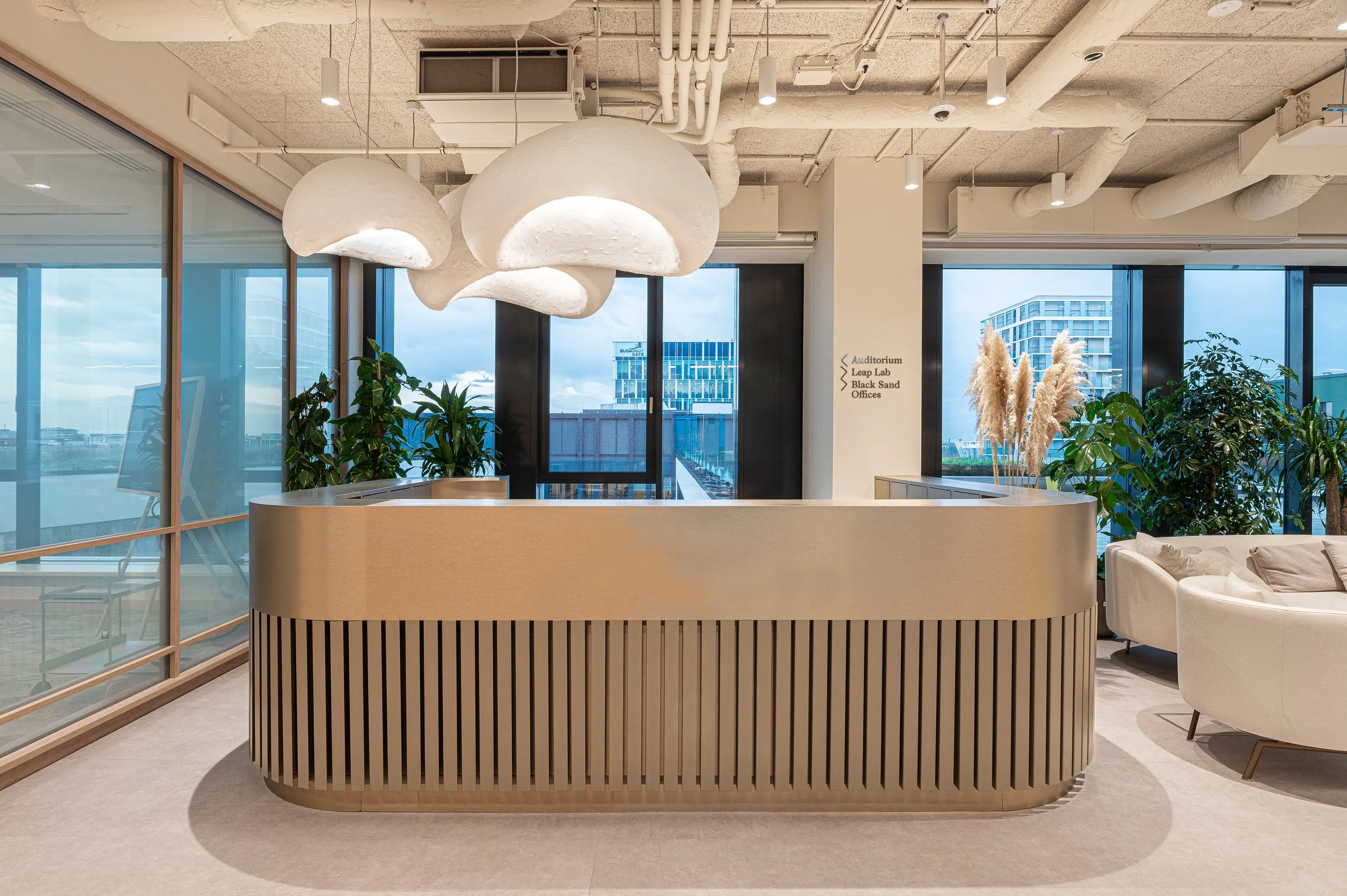 ASP_9609-Edit_logo nelkul.jpg