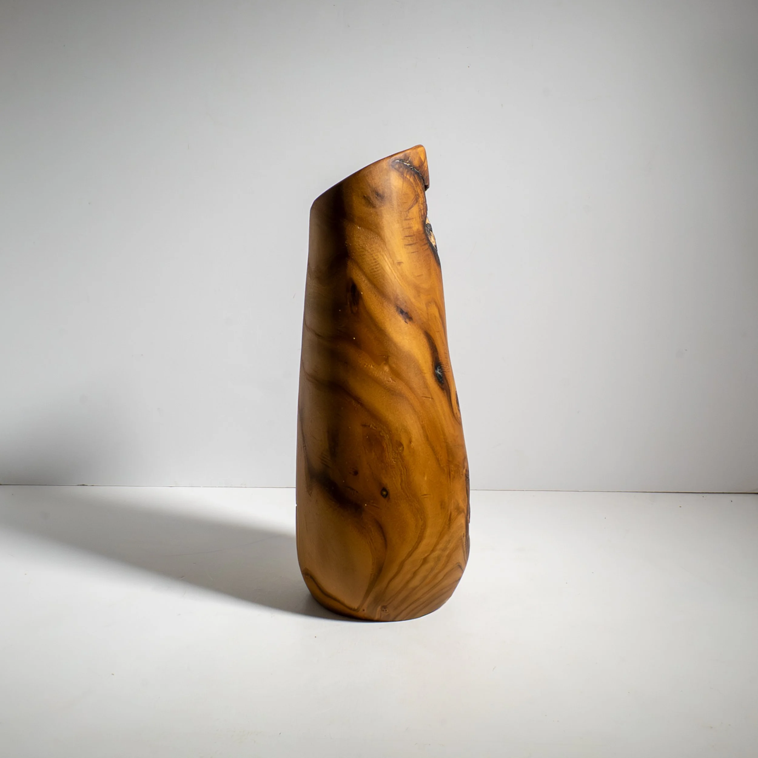 olive vase - noth end - 12 inch (3).jpg