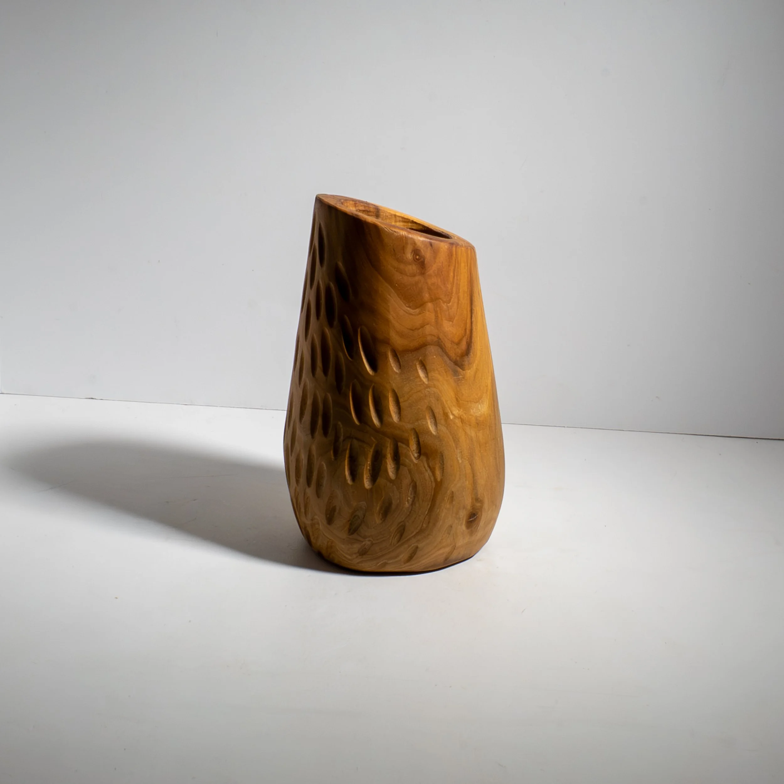 Apple vase - st vital - 9 inch (1).jpg