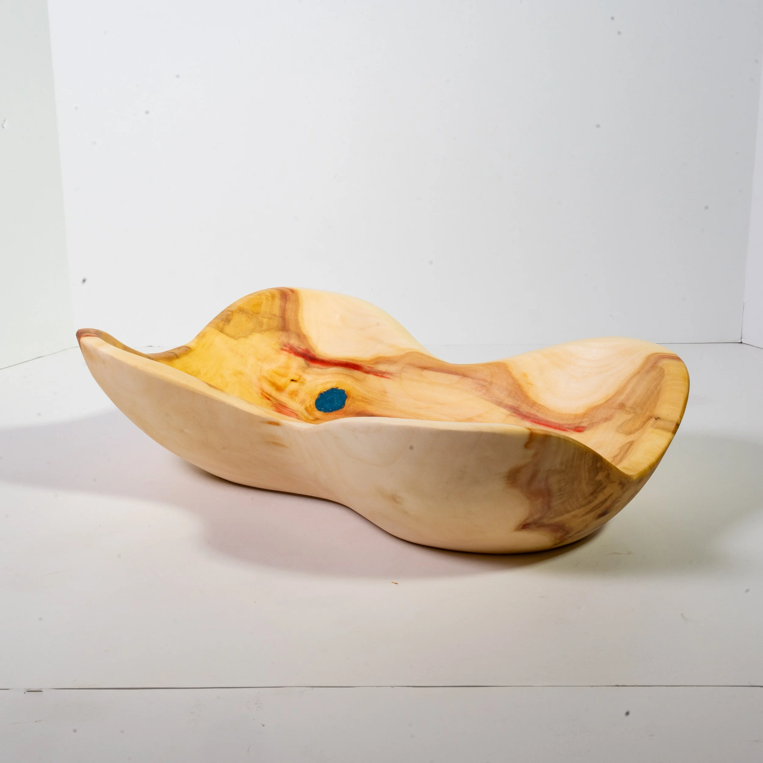 Manitoba Maple + Resin - St. Boniface - 14"