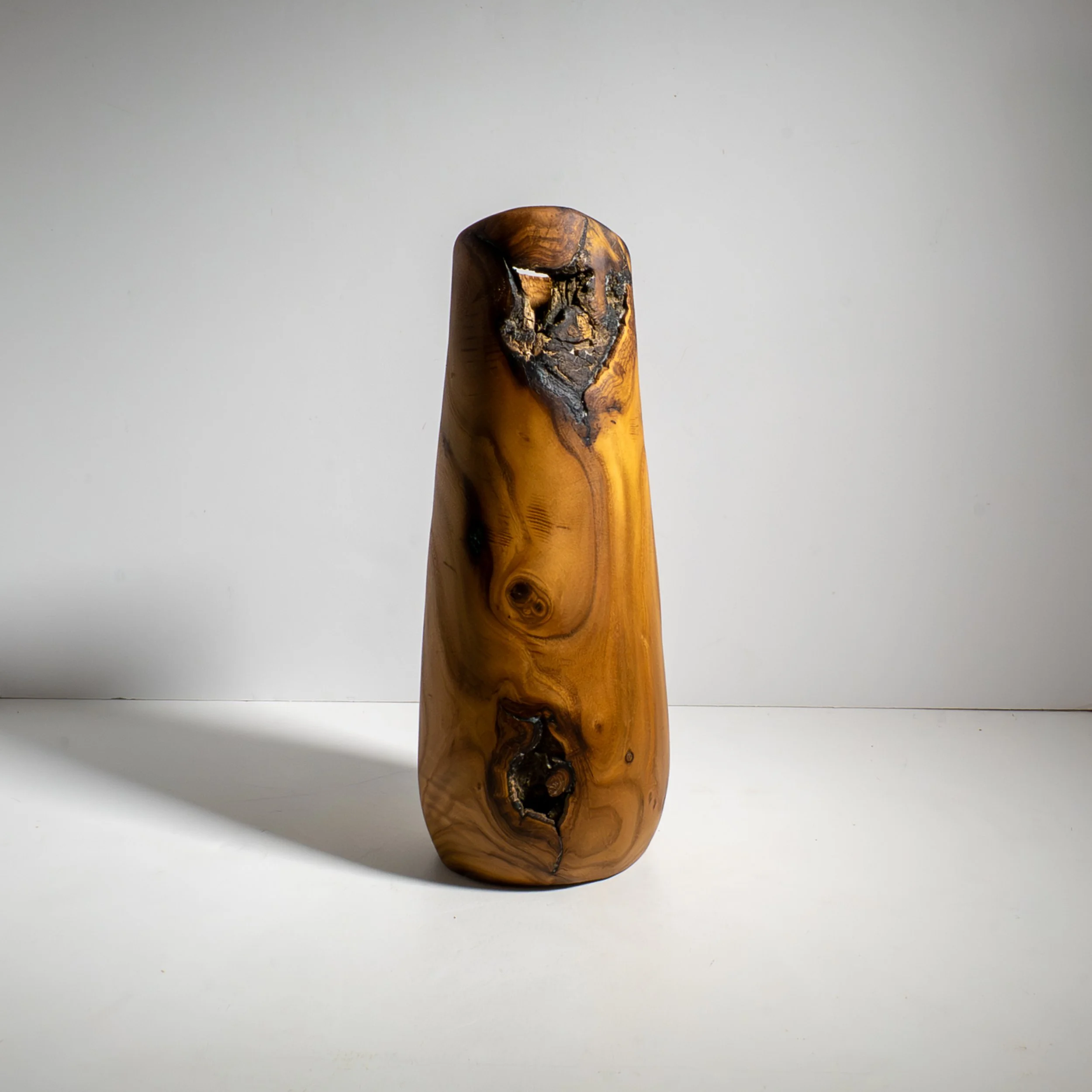 olive vase - noth end - 12 inch (4).jpg