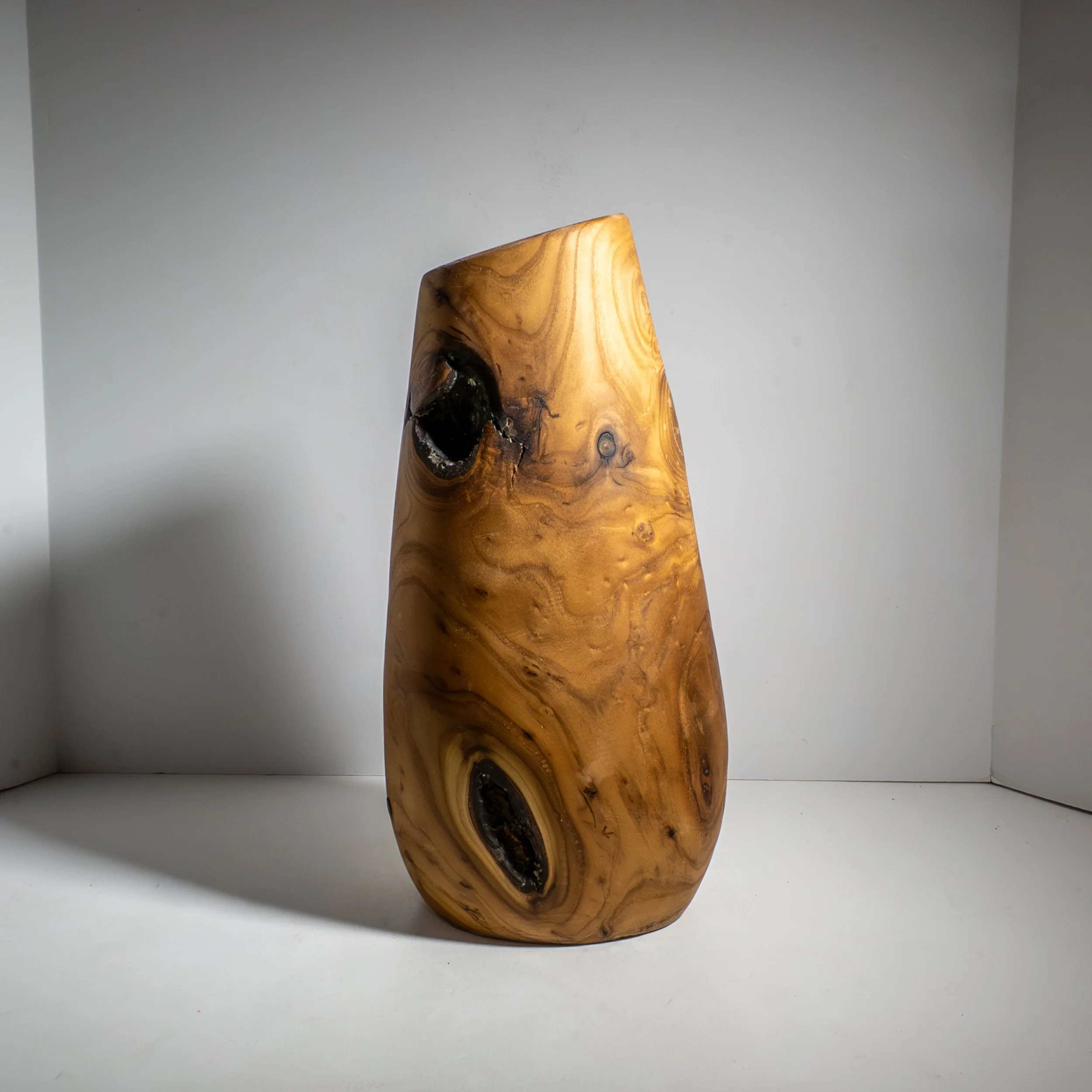 Olive vase - north end - 15 inch (4).jpg