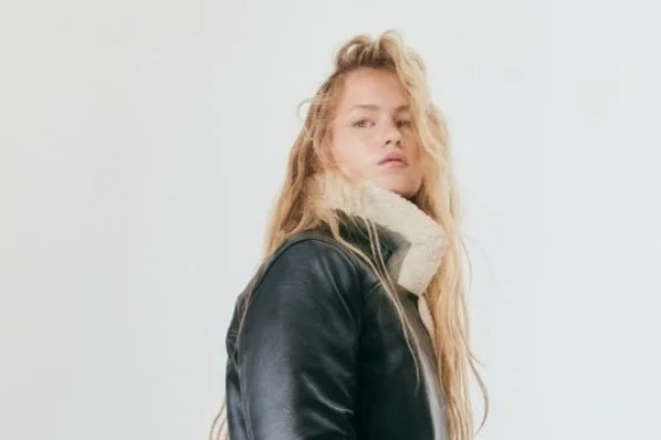 STYLE: SHERLING JACKET