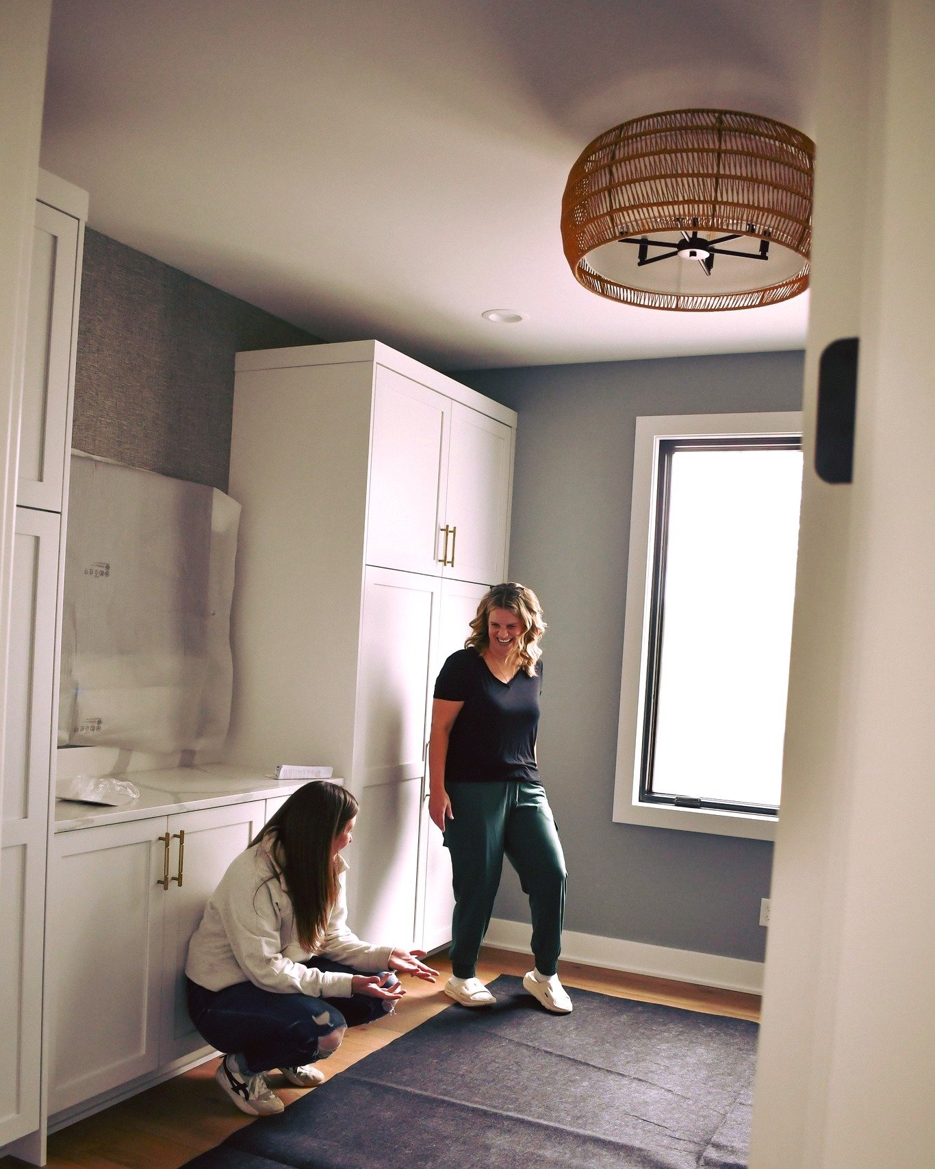 We got the pleasure to work with @refreshdesignhome, Amy Pottenger, to handpick designer pieces that blend style, comfort, and personality. Furnishing this home with pieces that fit the families lifestyle is exactly what we do!