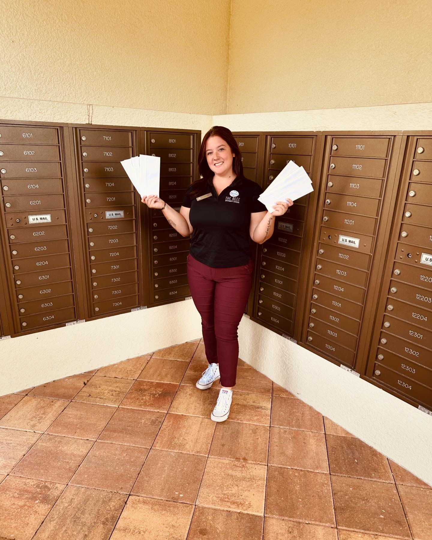 📬 Friendly reminder: Don&rsquo;t forget to check your mailboxes regularly! Your next surprise might be waiting for you there. 💌
&bull;
&bull;
&bull;
#CheckYourMailbox #mail #mailbox #usps #papermailonly #packagesgotooffice #rememberyourkey #thereef