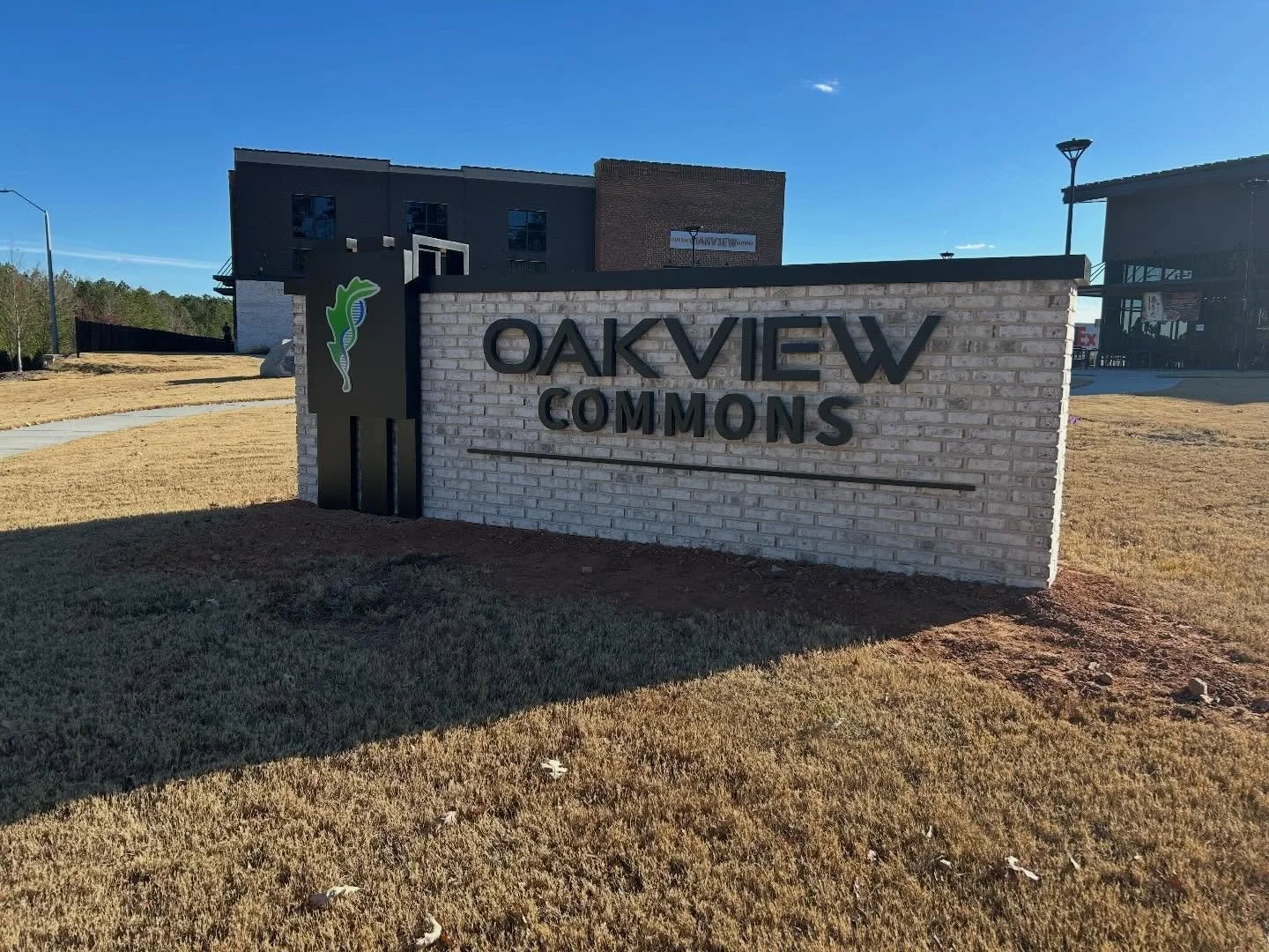 The monument sign is up on the corner of Green Oaks Parkway and New Hill Road! If you didn&rsquo;t notice us before, you definitely will now! 
.
#oakviewcommonsnc #hollyspringsnc #signage