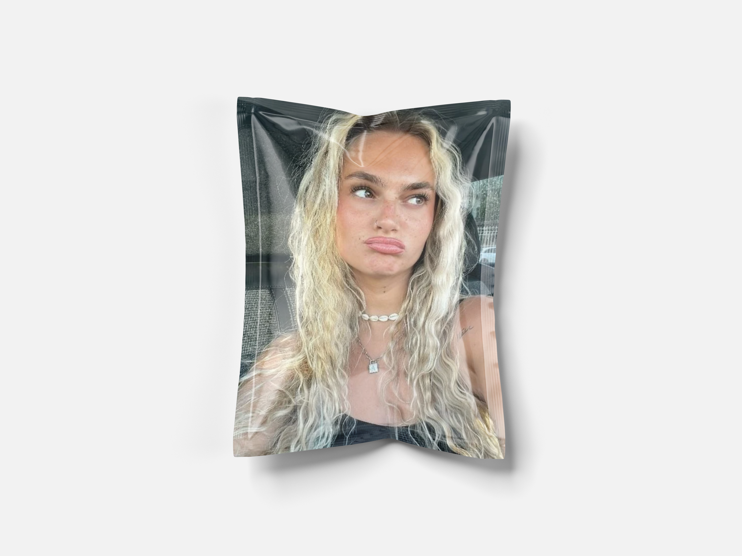 Bag_Mockup_1.png