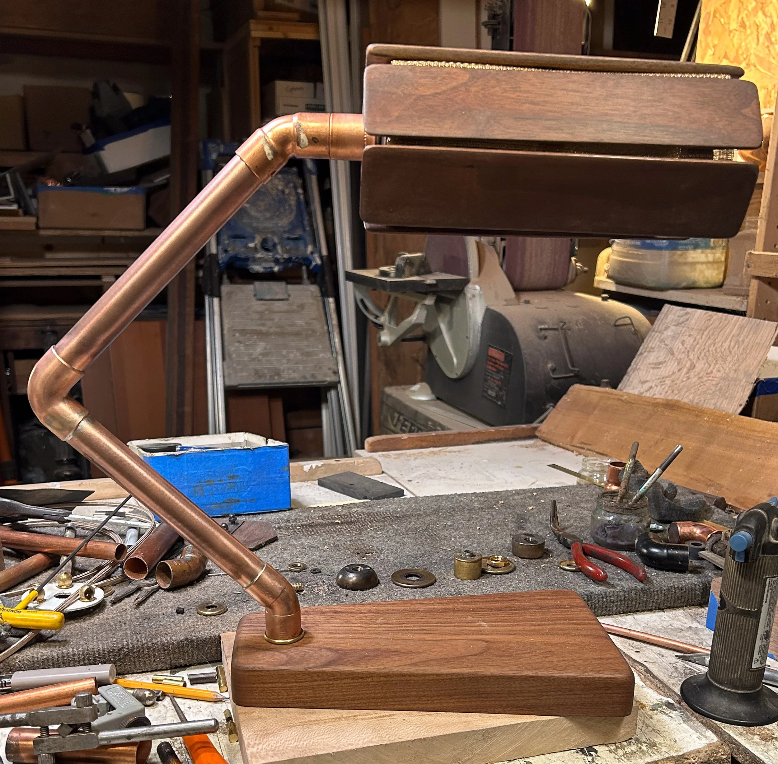 Walnut desk lamp-9642.jpg