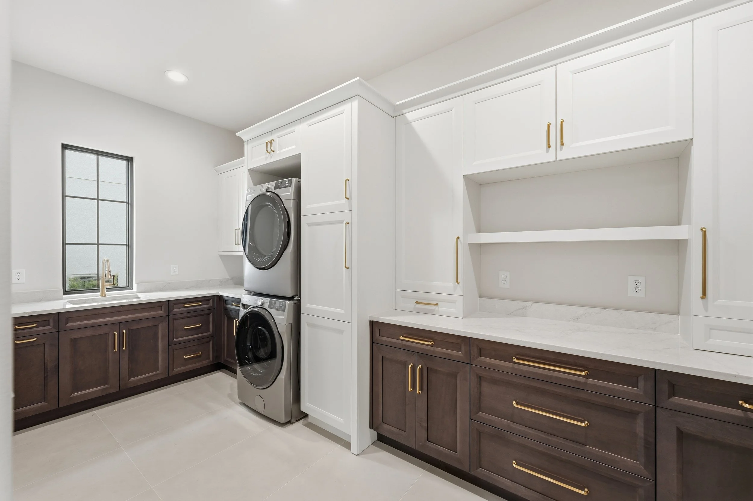 027_16001 Volterra Point_by_meetjrp.jpg