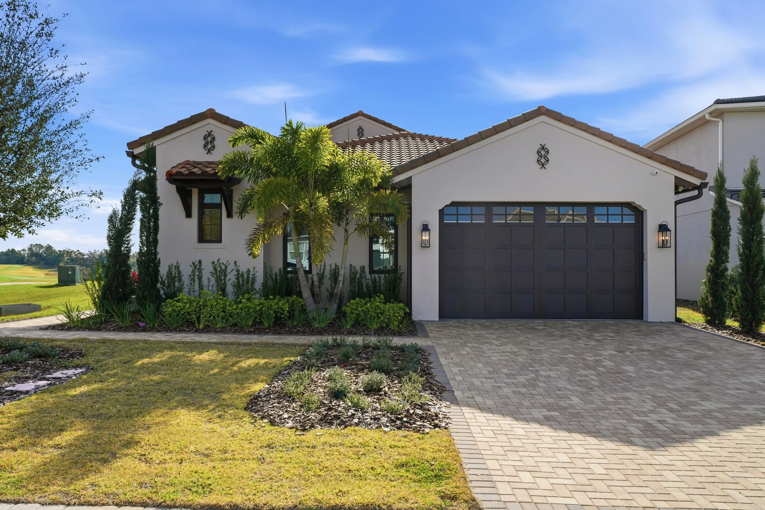 002_16001 Volterra Point_by_meetjrp.jpg