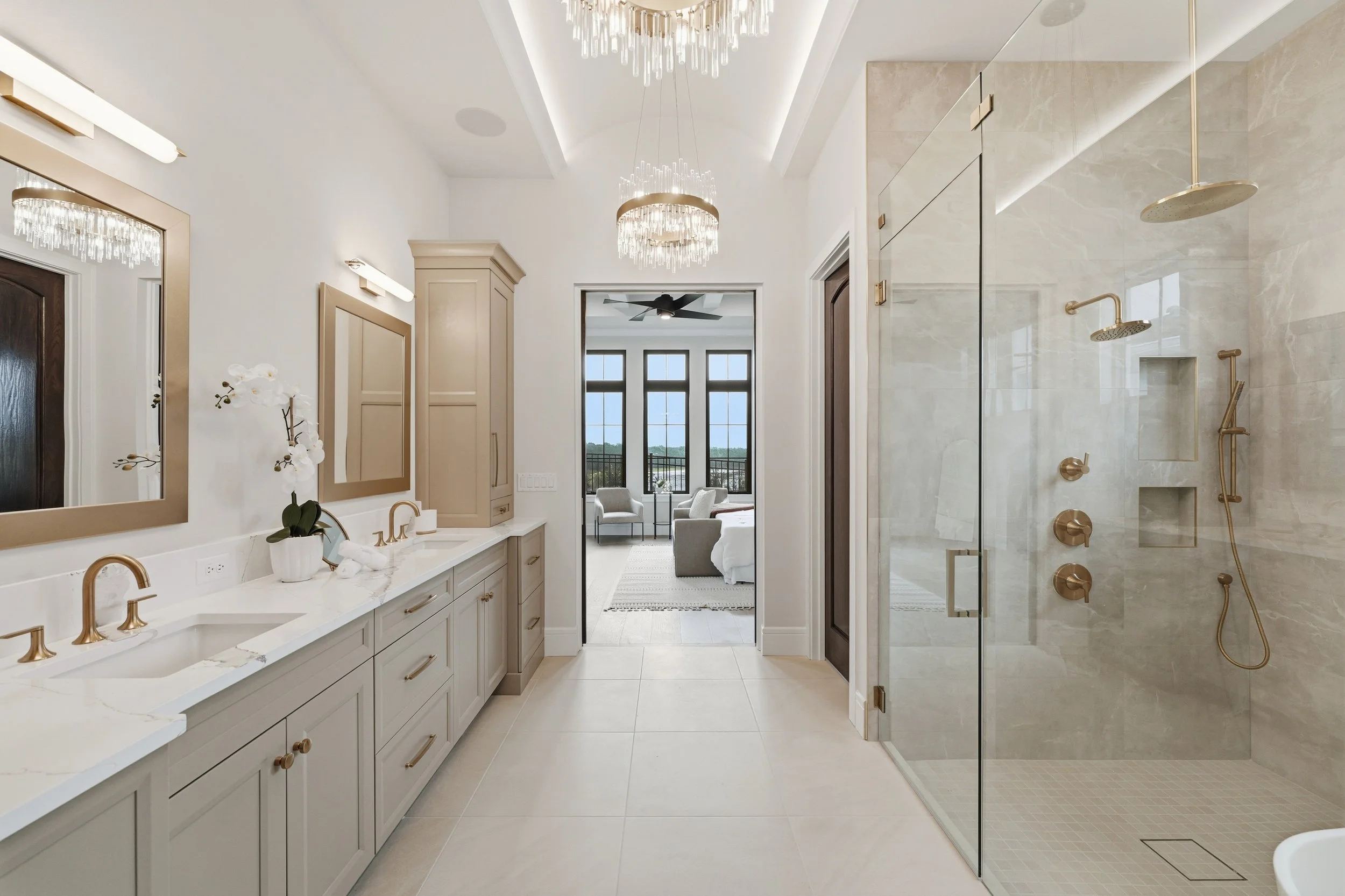 025_16001 Volterra Point_by_meetjrp.jpg