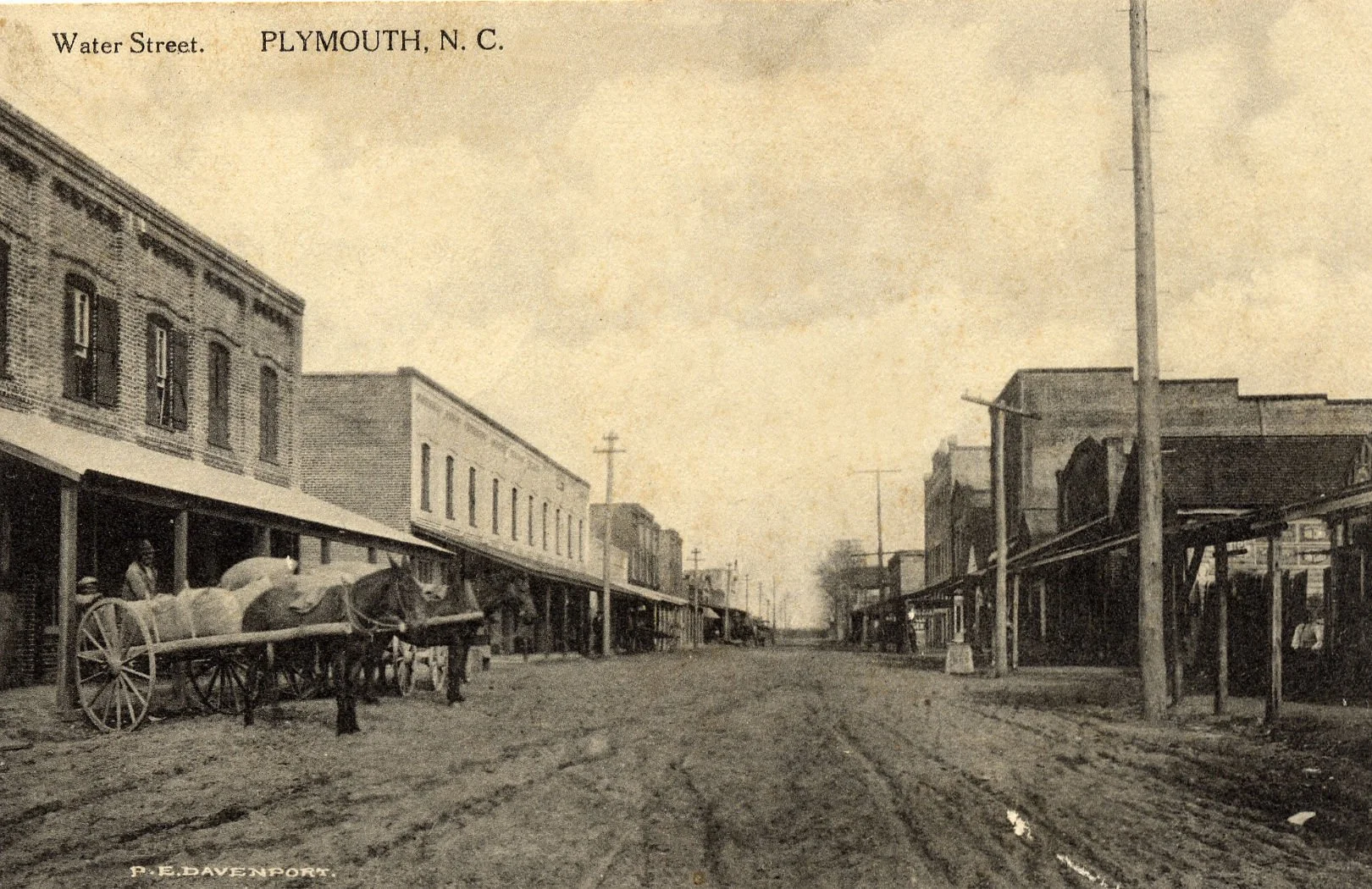 Postcard Plymouth Water St_edited-1.jpg